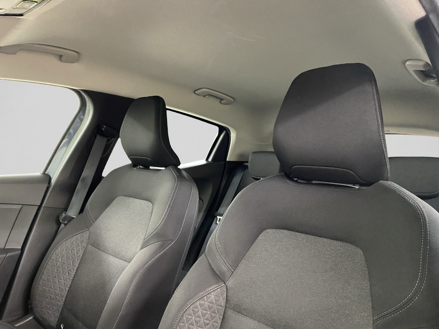 RENAULT Clio 1.0 Zen CVT-image-23
