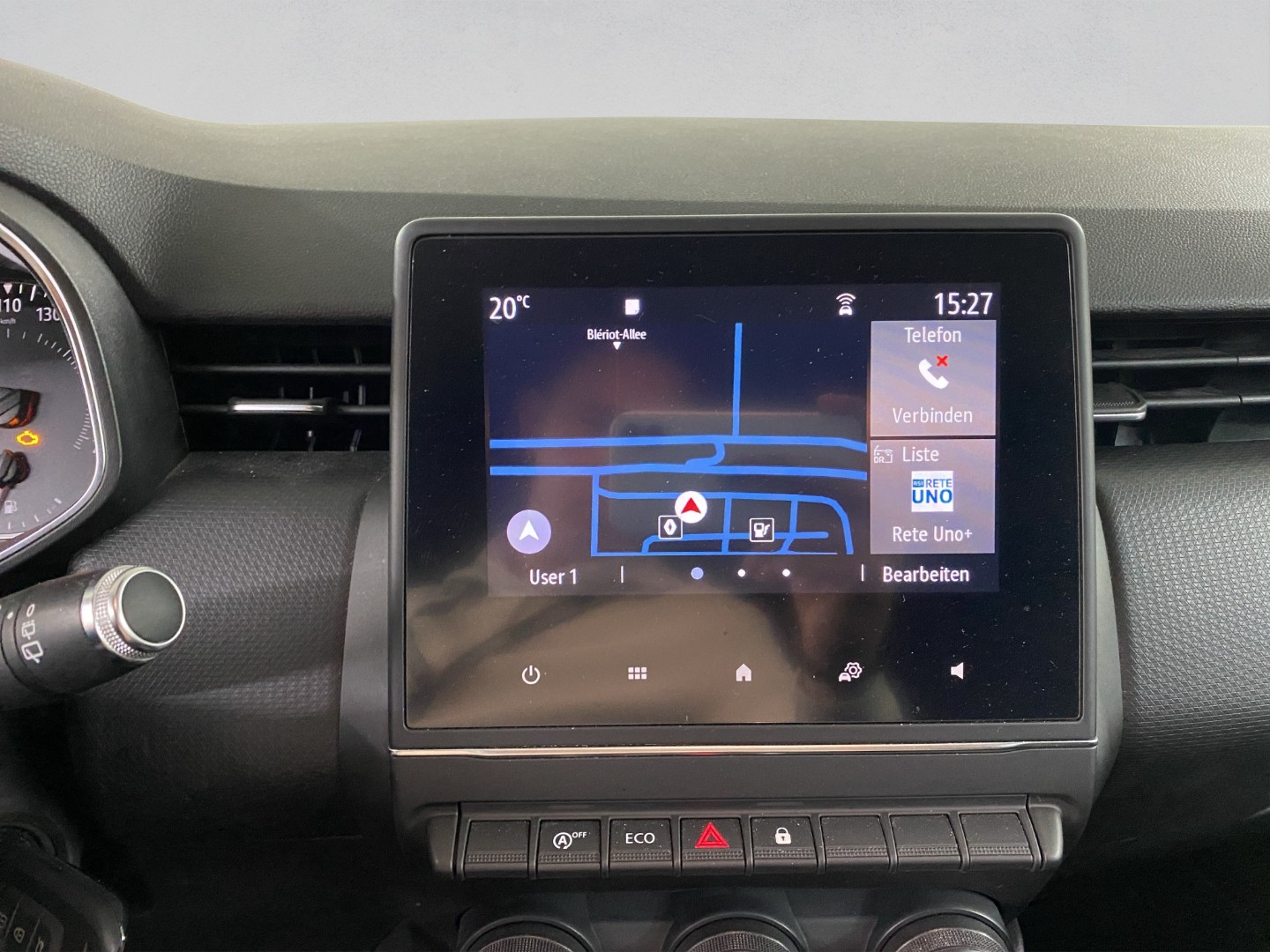 RENAULT Clio 1.0 Zen CVT-image-14