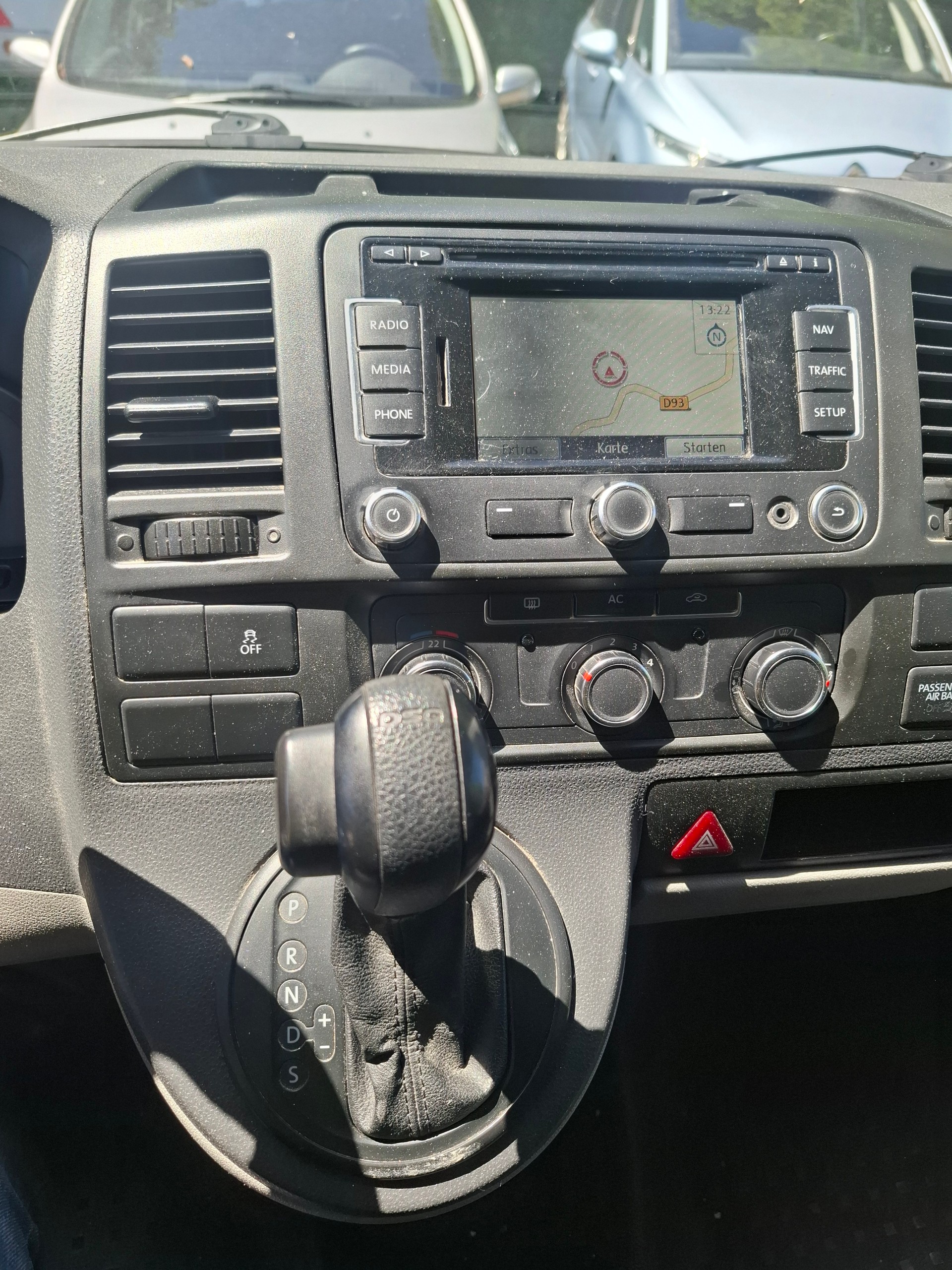 VW T5 2.0 Bi-TDI 4Motion DSG-image-8