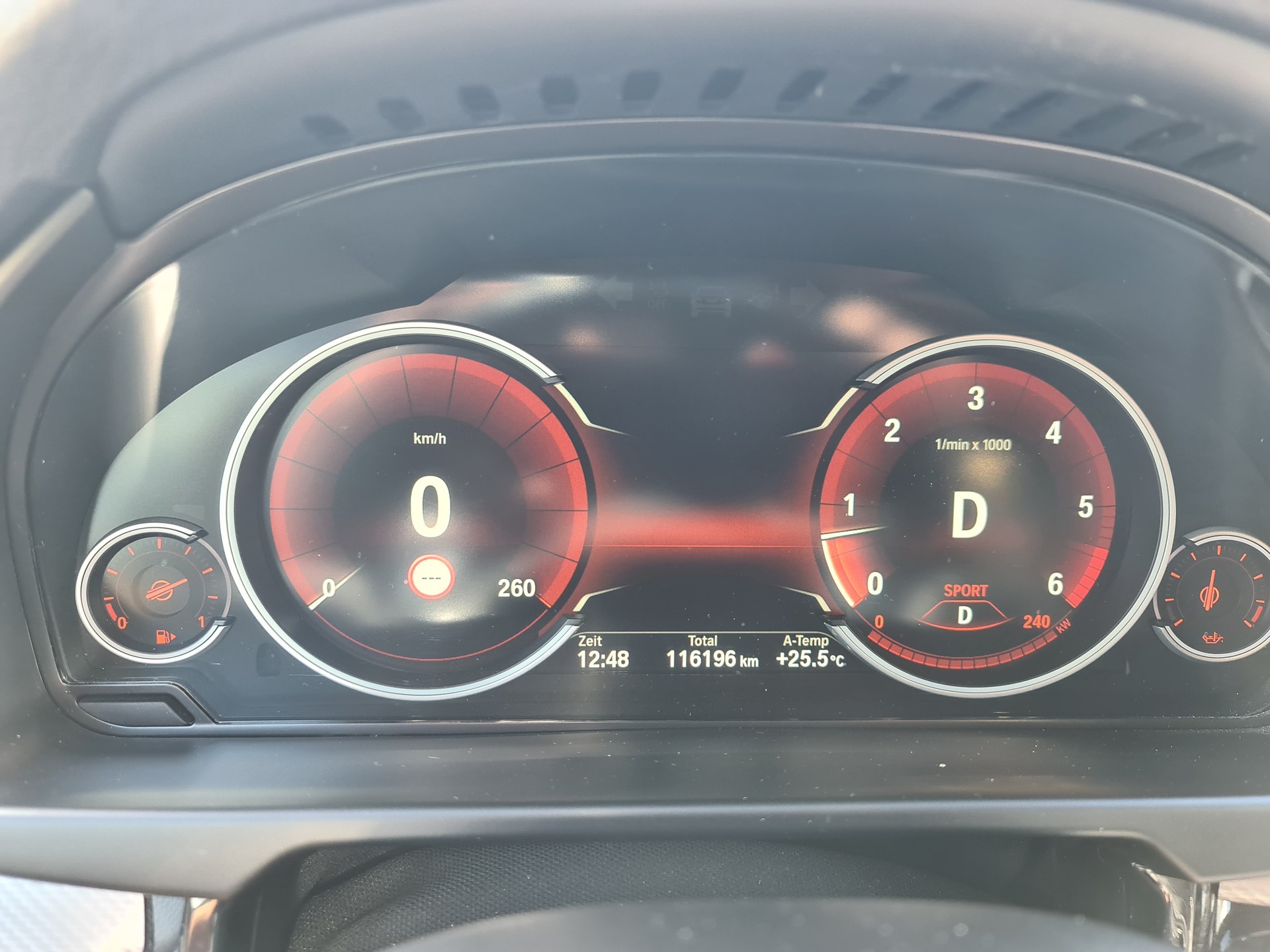 BMW X5 xDrive 30d Pure M Sport Steptronic-image-12