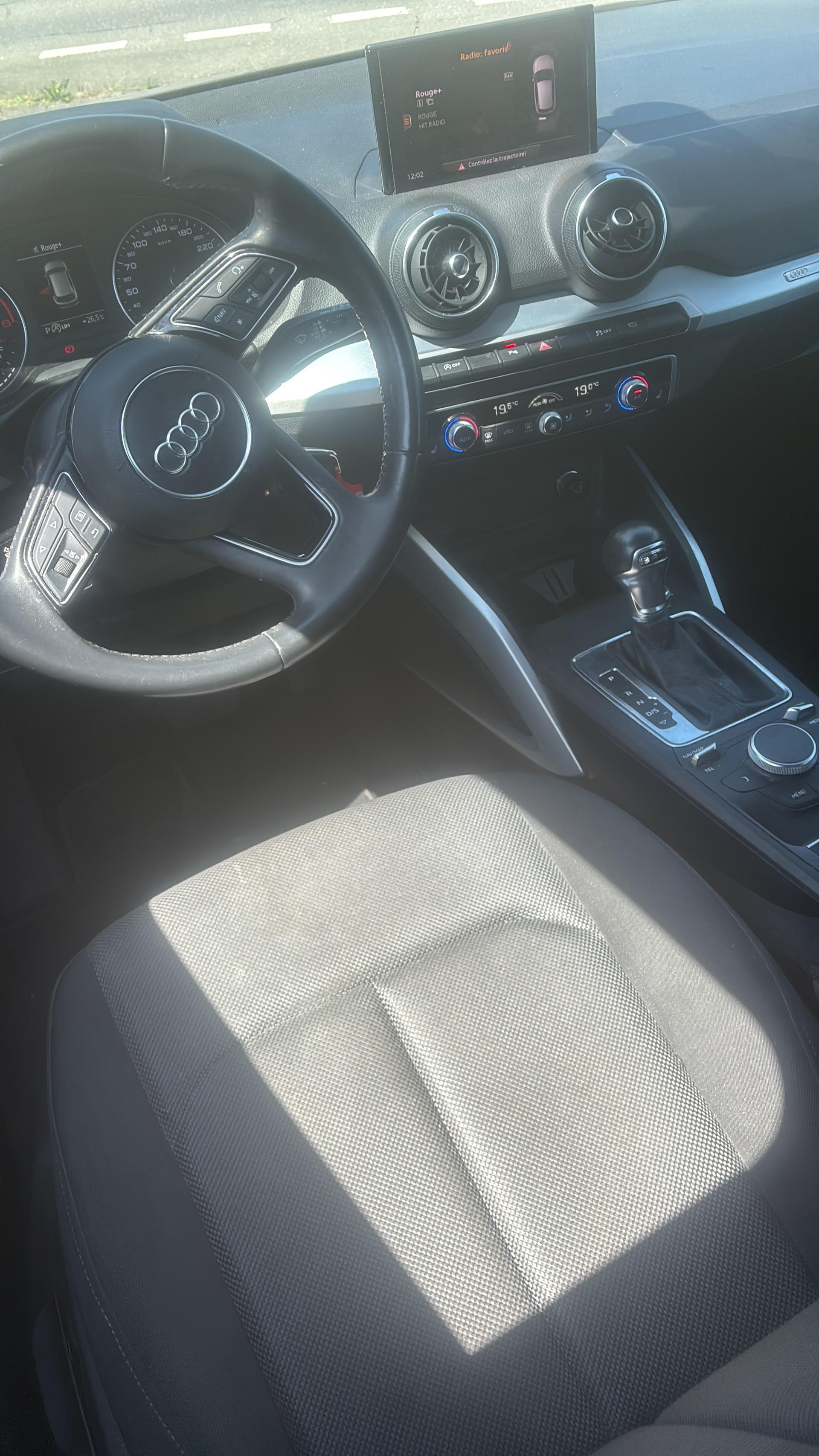 AUDI Q2 35 TFSI S-tronic-image-7