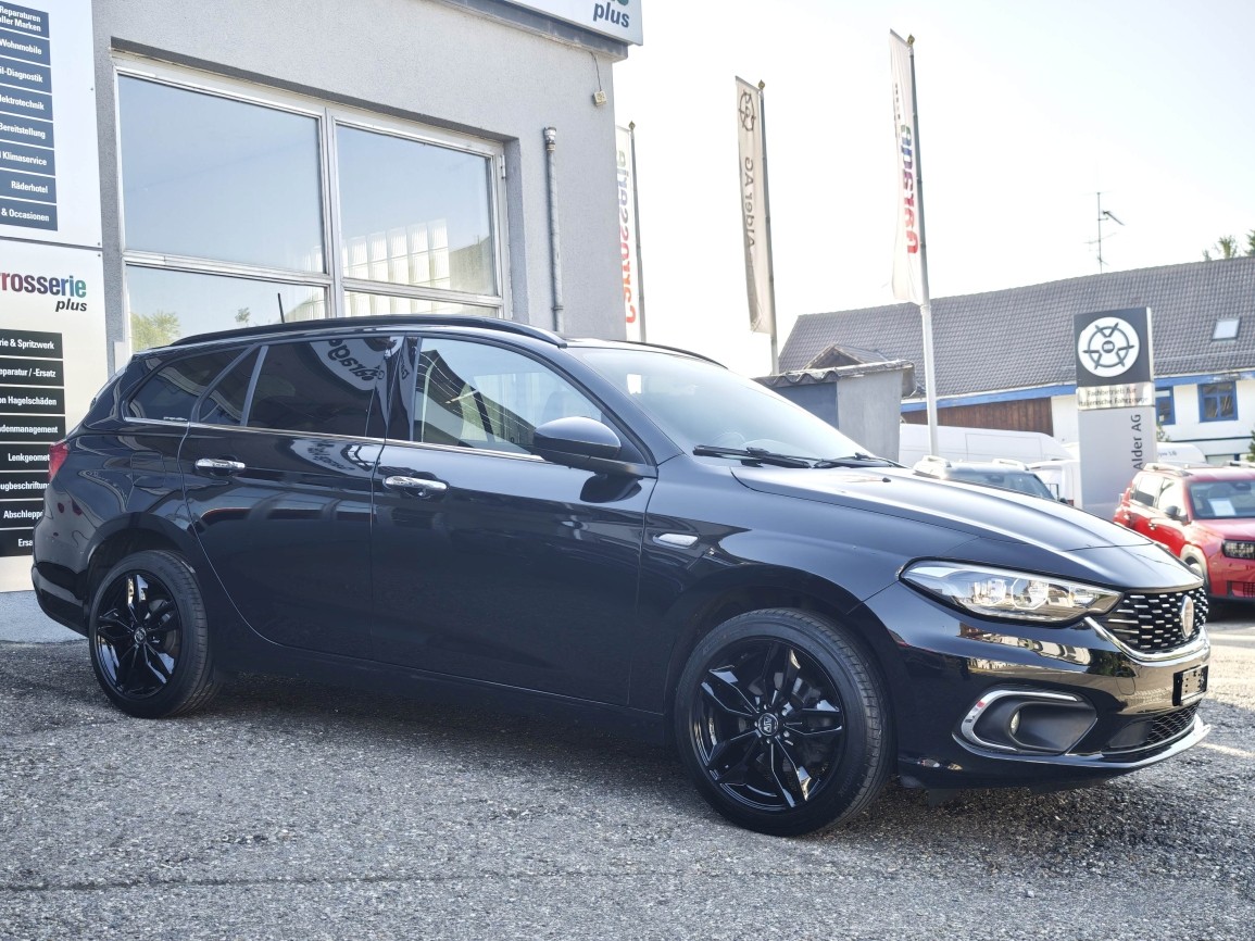 FIAT Tipo SW 1.6 JTD Lounge DCT-image-2