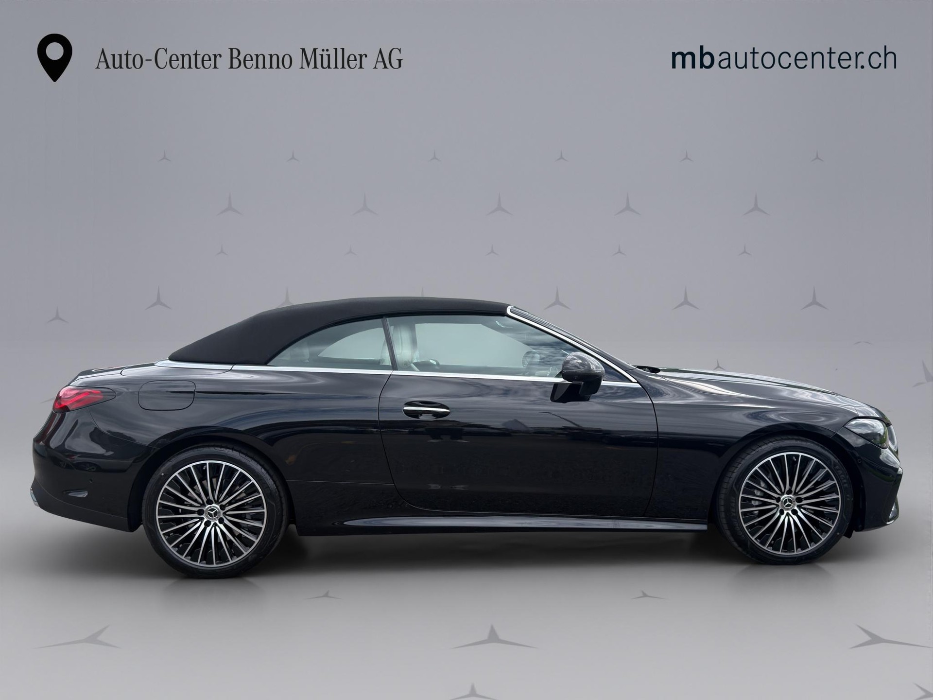 MERCEDES-BENZ CLE 450 AMG Line 4matic Cabriolet-image-5