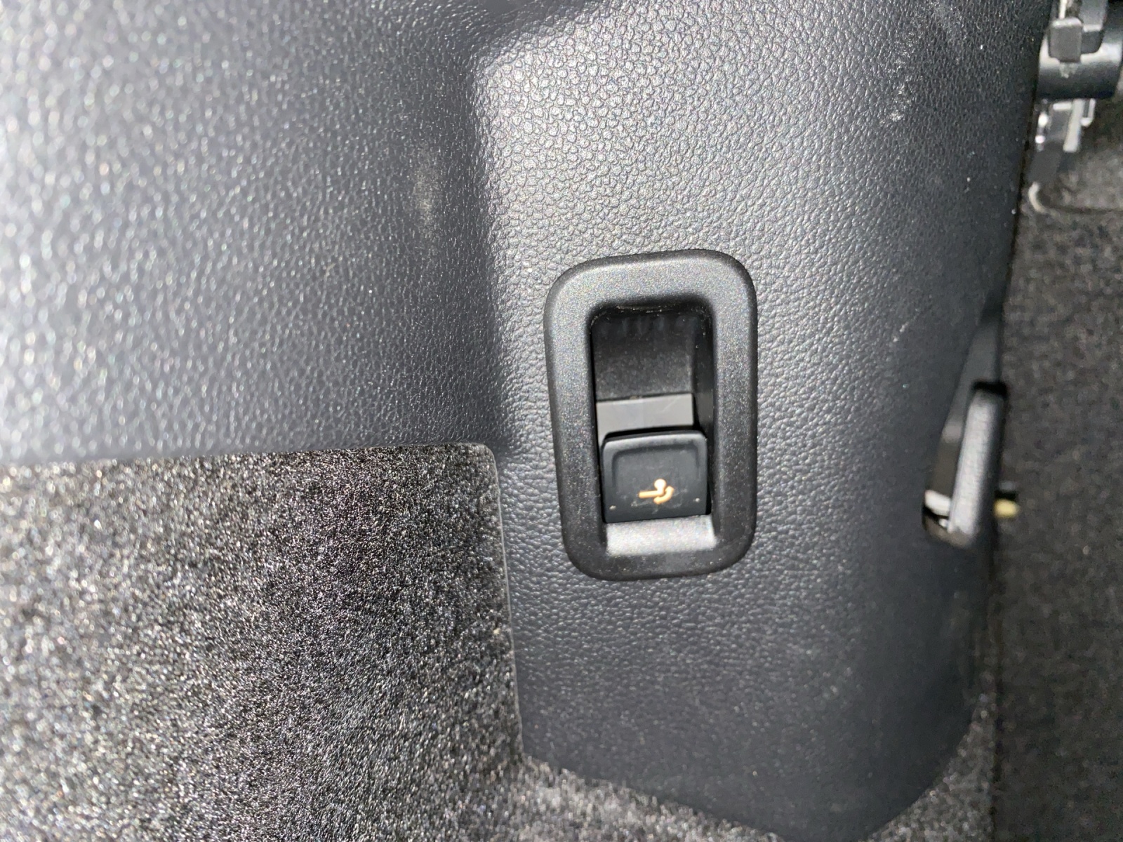 VW Golf 1.4 TSI PHEV Selection-image-14