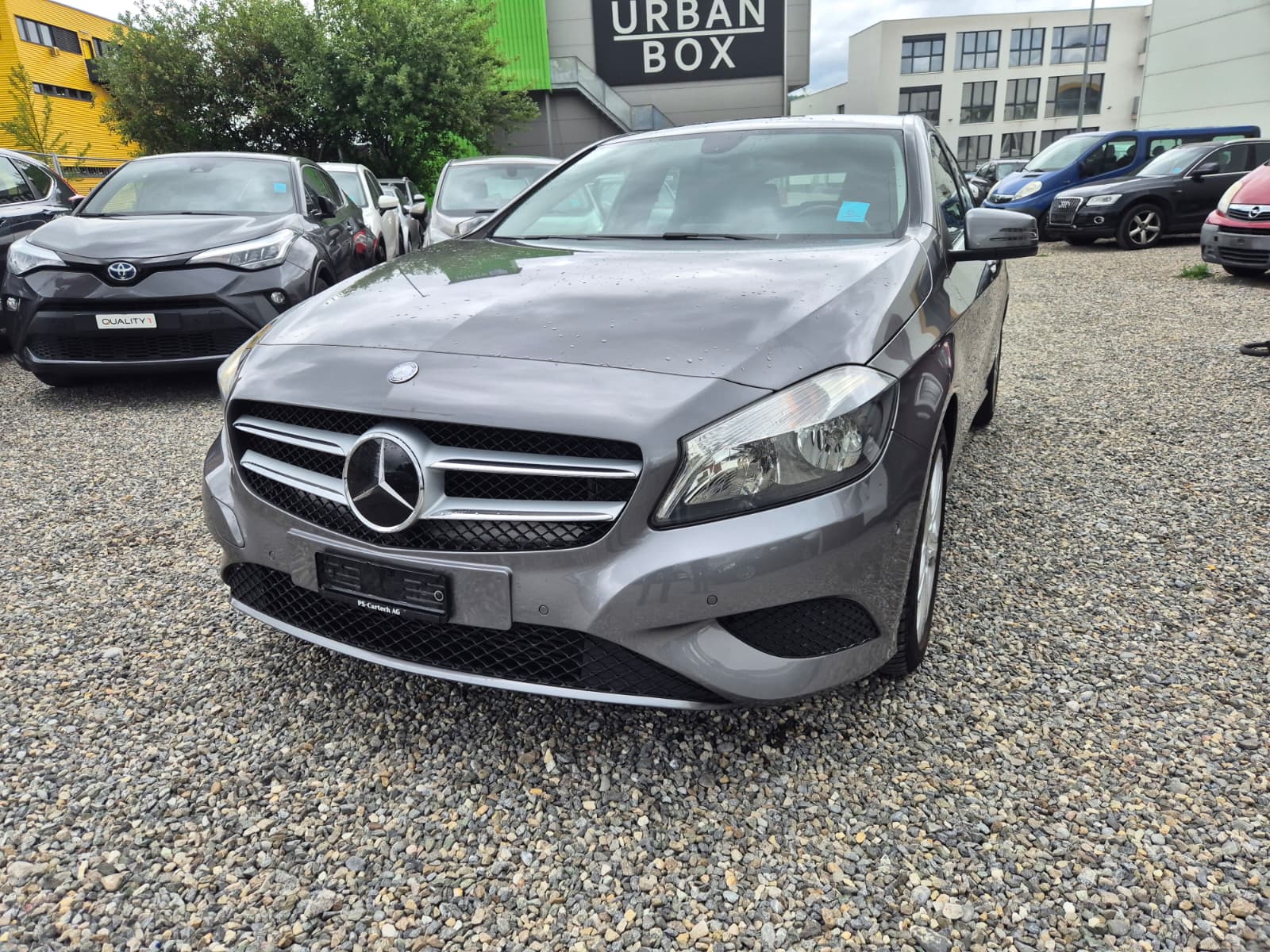 MERCEDES-BENZ A 180 Urban 7G-DCT-image-0
