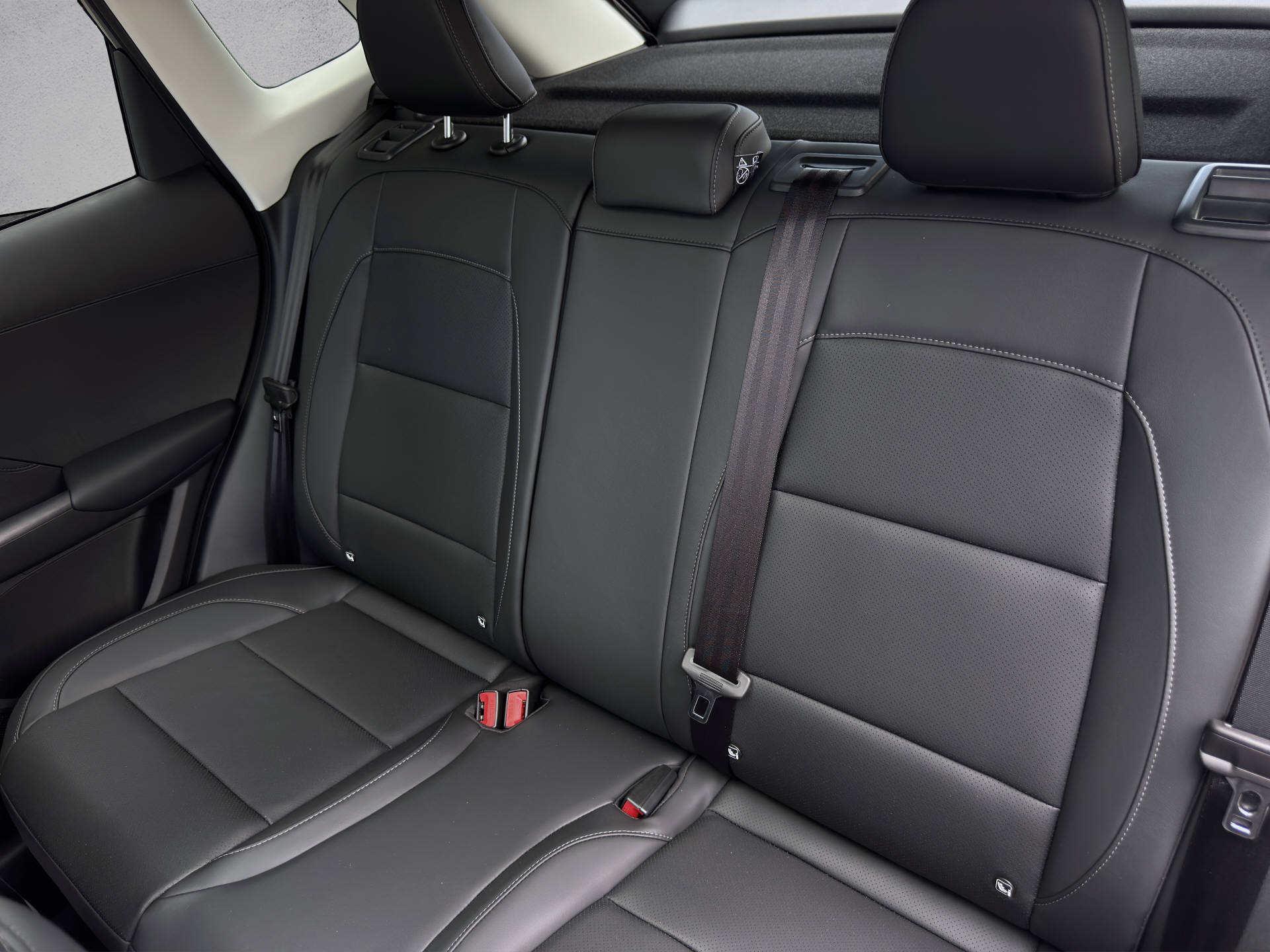 MG ZS 1.5 Hybrid+ Luxury Sunroof-image-11