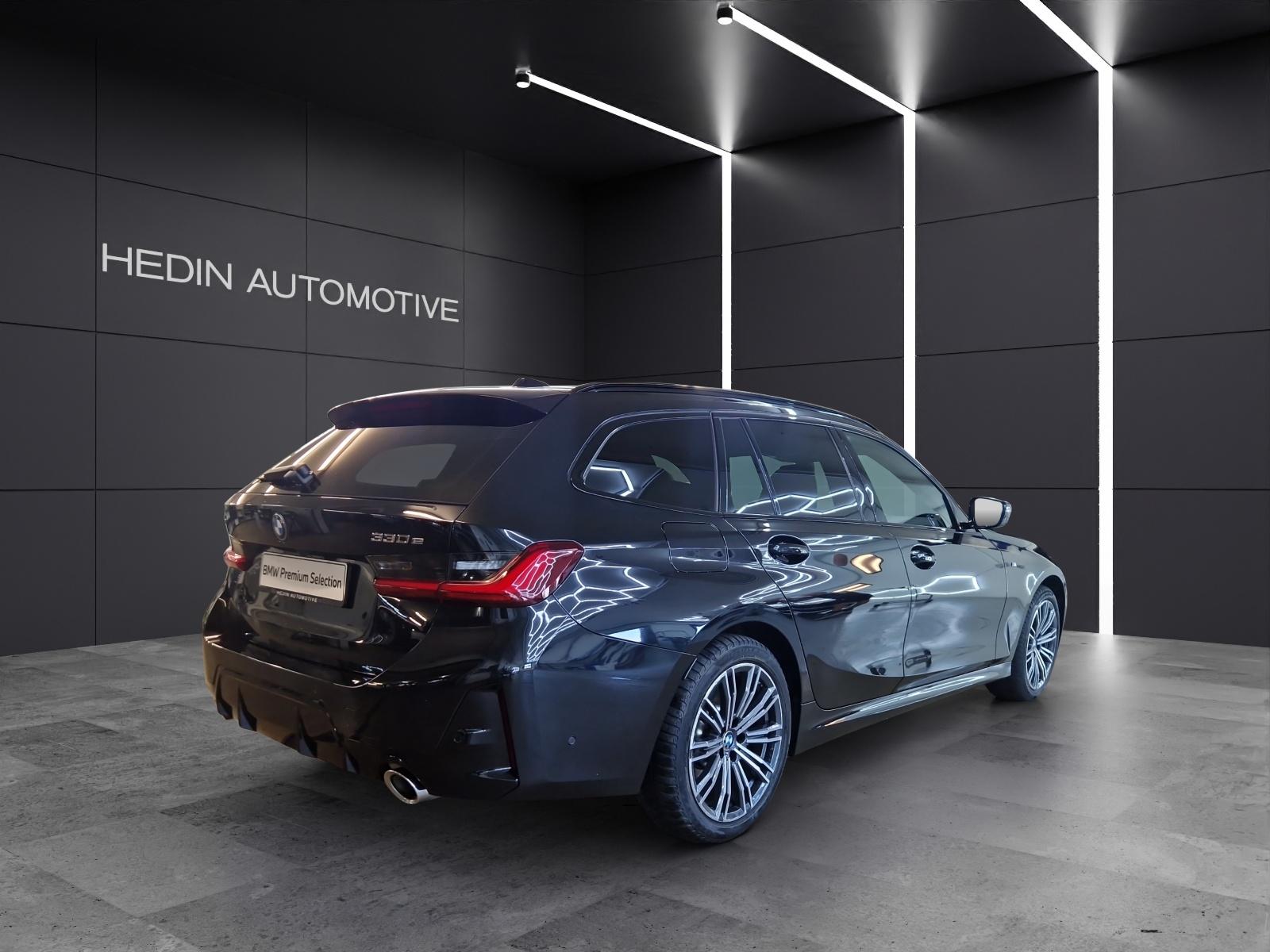 BMW 330e xDrive Touring-image-4