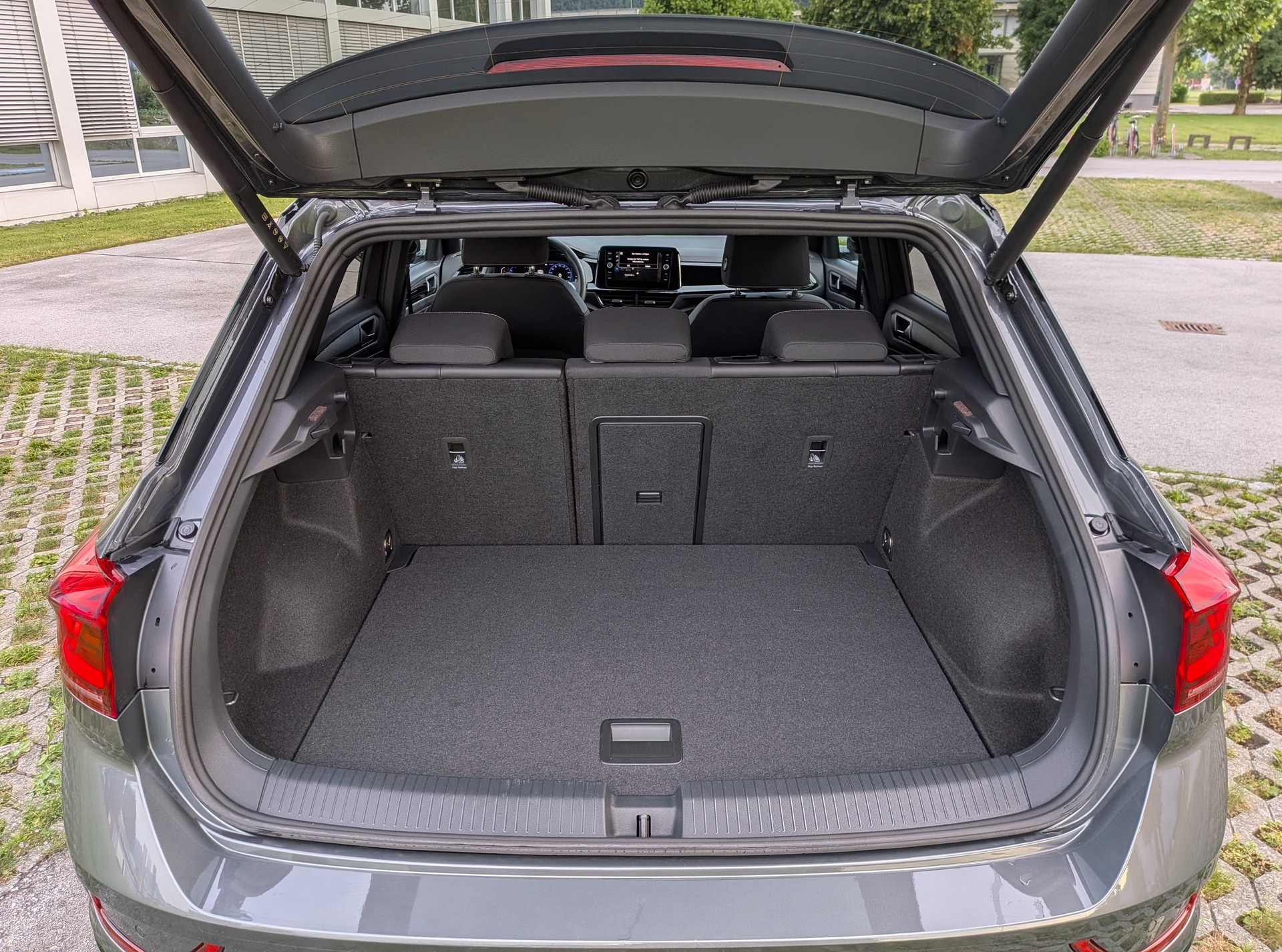 VW 2.0 TSI Style DSG 4motion-image-6