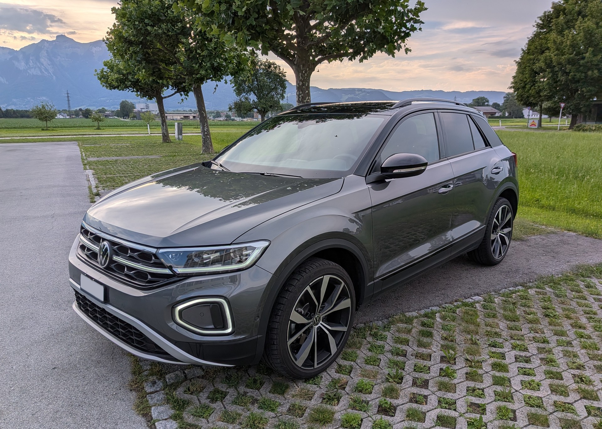 VW 2.0 TSI Style DSG 4motion-image-4