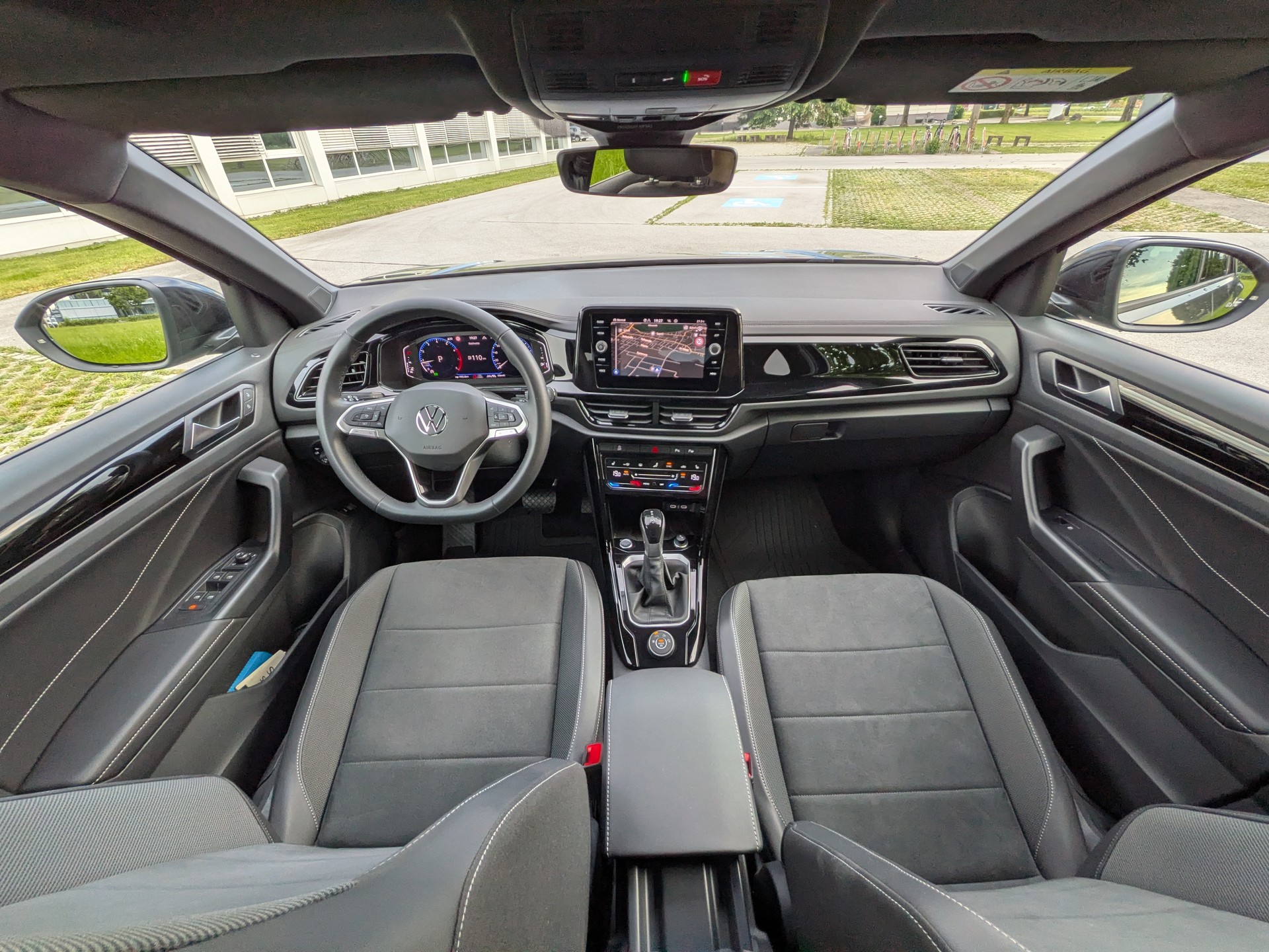 VW 2.0 TSI Style DSG 4motion-image-10