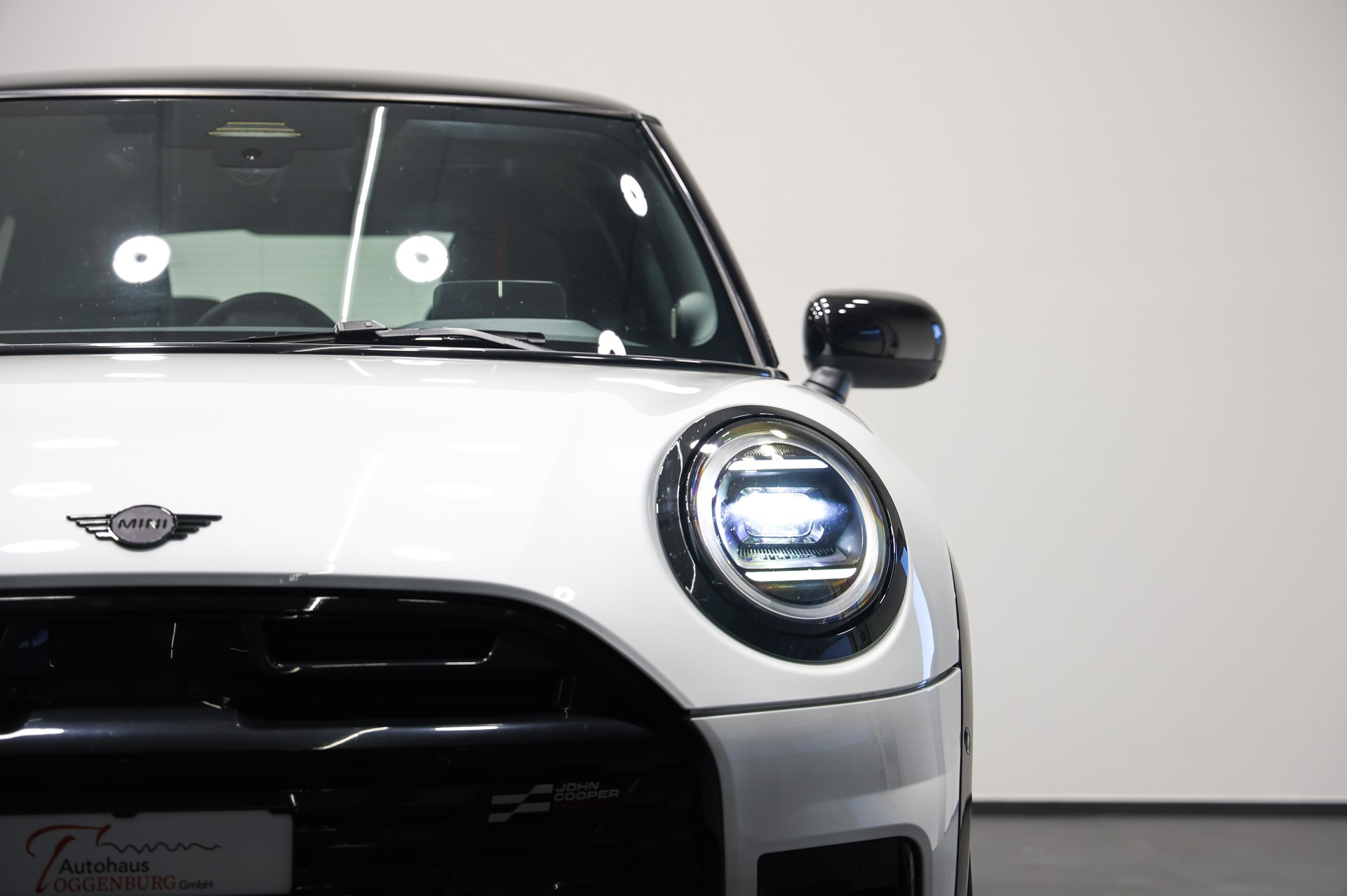 MINI Cooper S DKG John Cooper Works Trim - NEUES MODELL - Paket XL - Panoramadach - MINI Werksgarantie bis 05.2029 --image-12