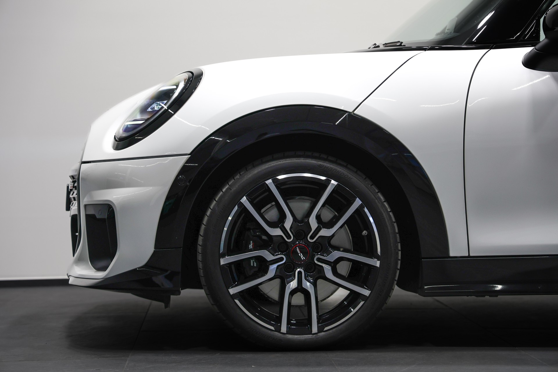 MINI Cooper S DKG John Cooper Works Trim - NEUES MODELL - Paket XL - Panoramadach - MINI Werksgarantie bis 05.2029 --image-11