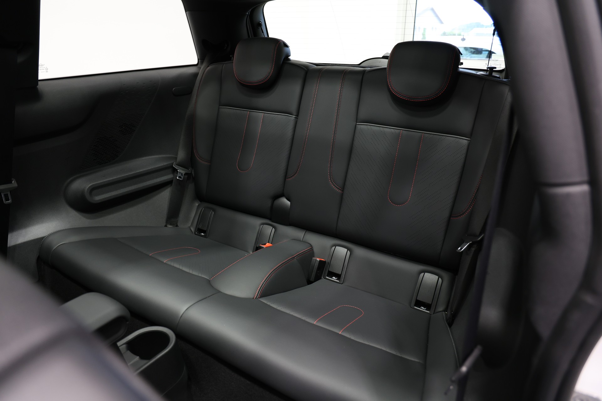 MINI Cooper S DKG John Cooper Works Trim - NEUES MODELL - Paket XL - Panoramadach - MINI Werksgarantie bis 05.2029 --image-16