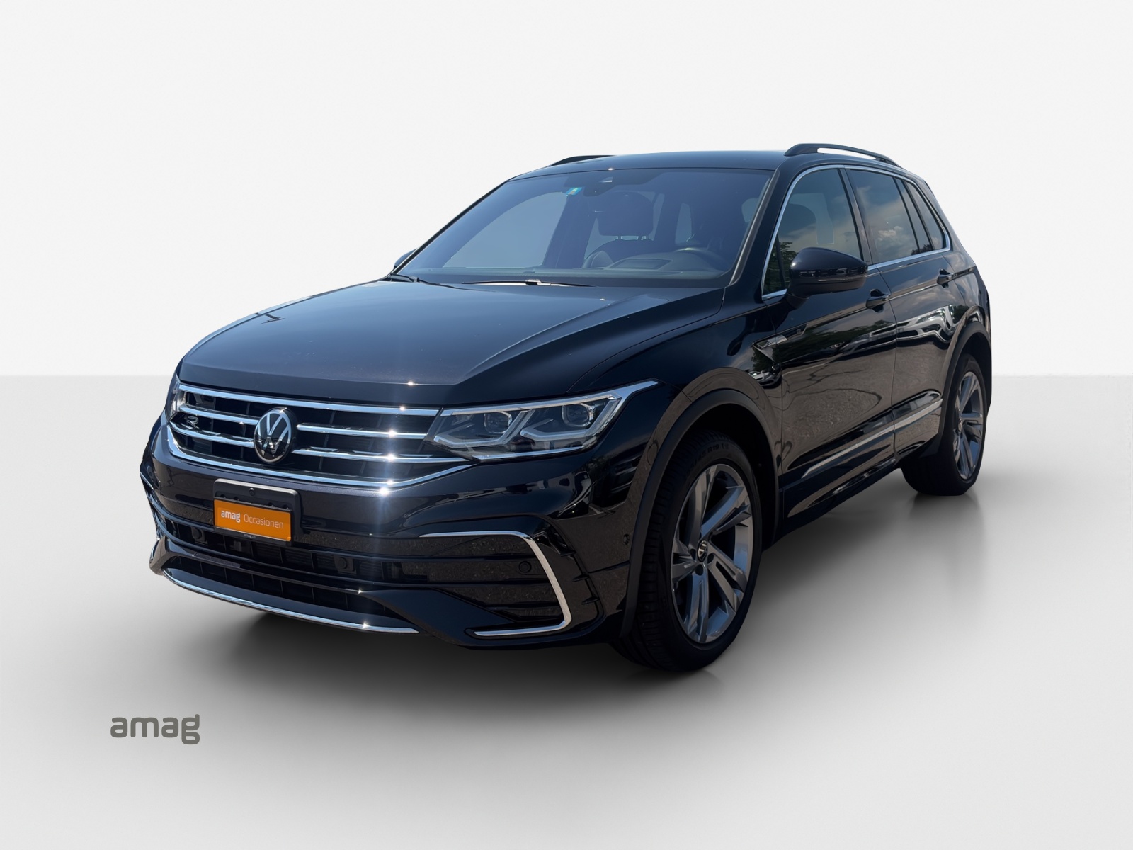 VW Tiguan 2.0 TDI SCR R-Line 4Motion DSG-image-0
