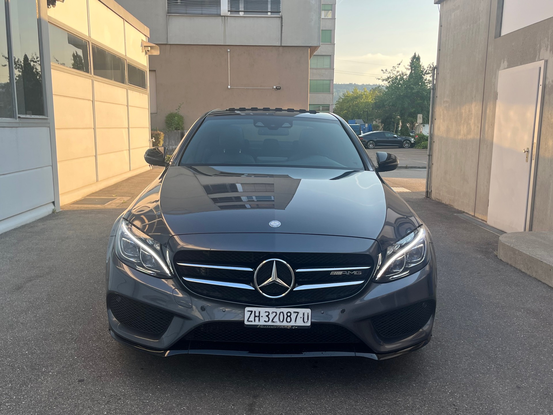 MERCEDES-BENZ C 300 AMG Line 7G-Tronic-image-6