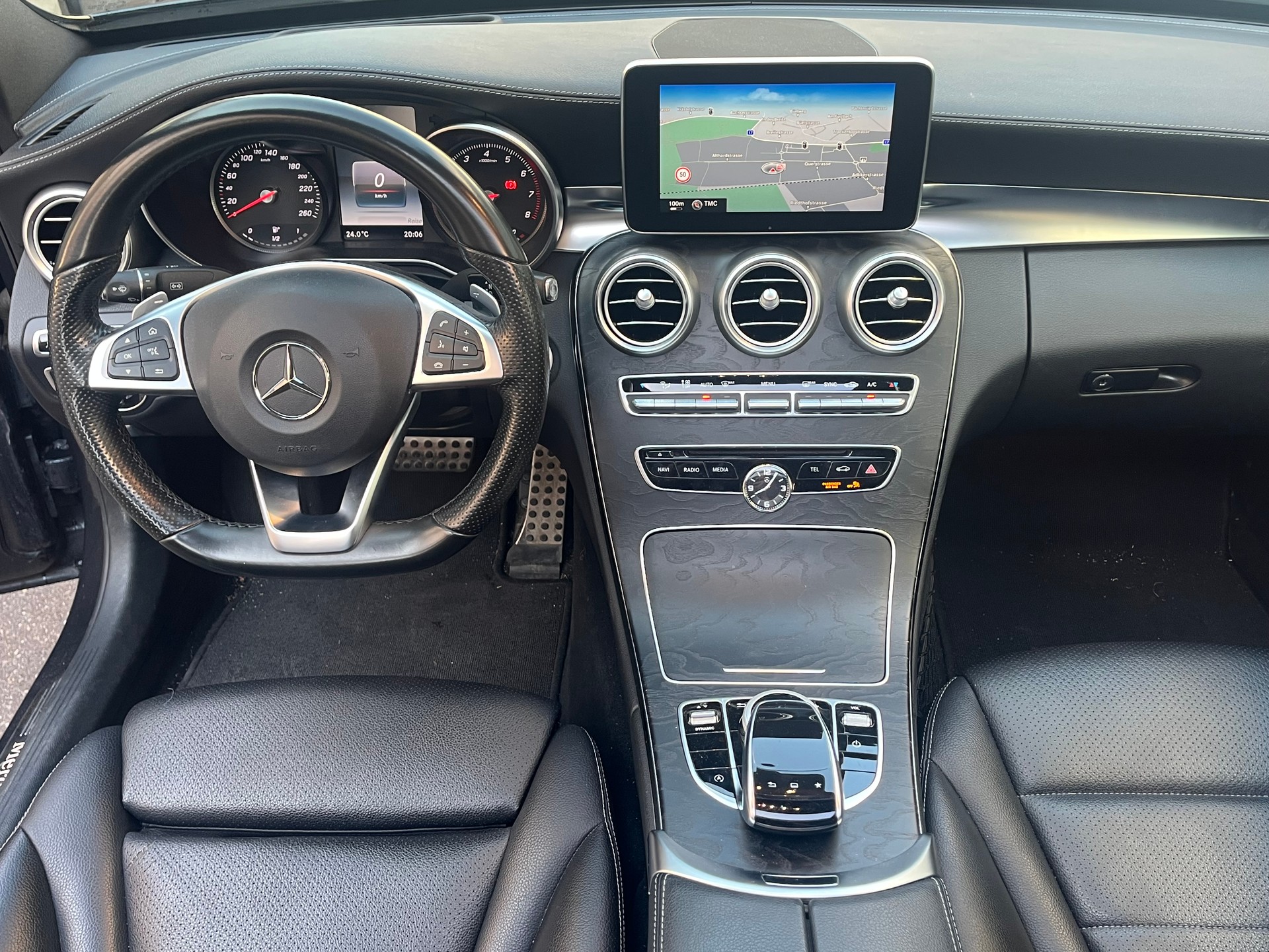 MERCEDES-BENZ C 300 AMG Line 7G-Tronic-image-12
