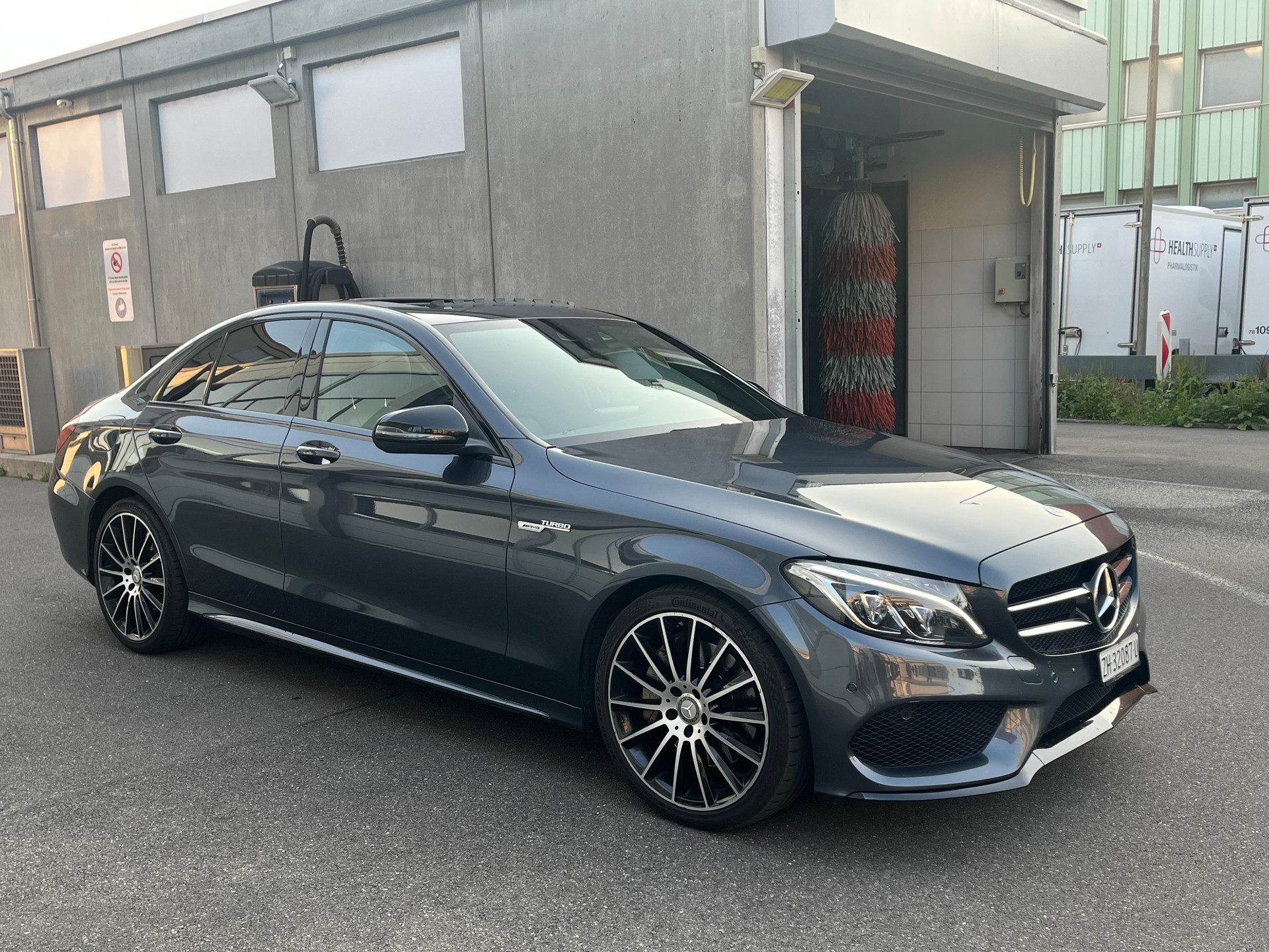 MERCEDES-BENZ C 300 AMG Line 7G-Tronic-image-0