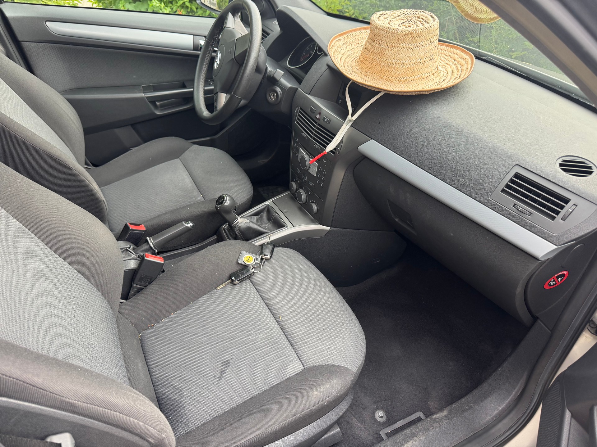 OPEL Astra Caravan 1.6i 16V TP Sport-image-6
