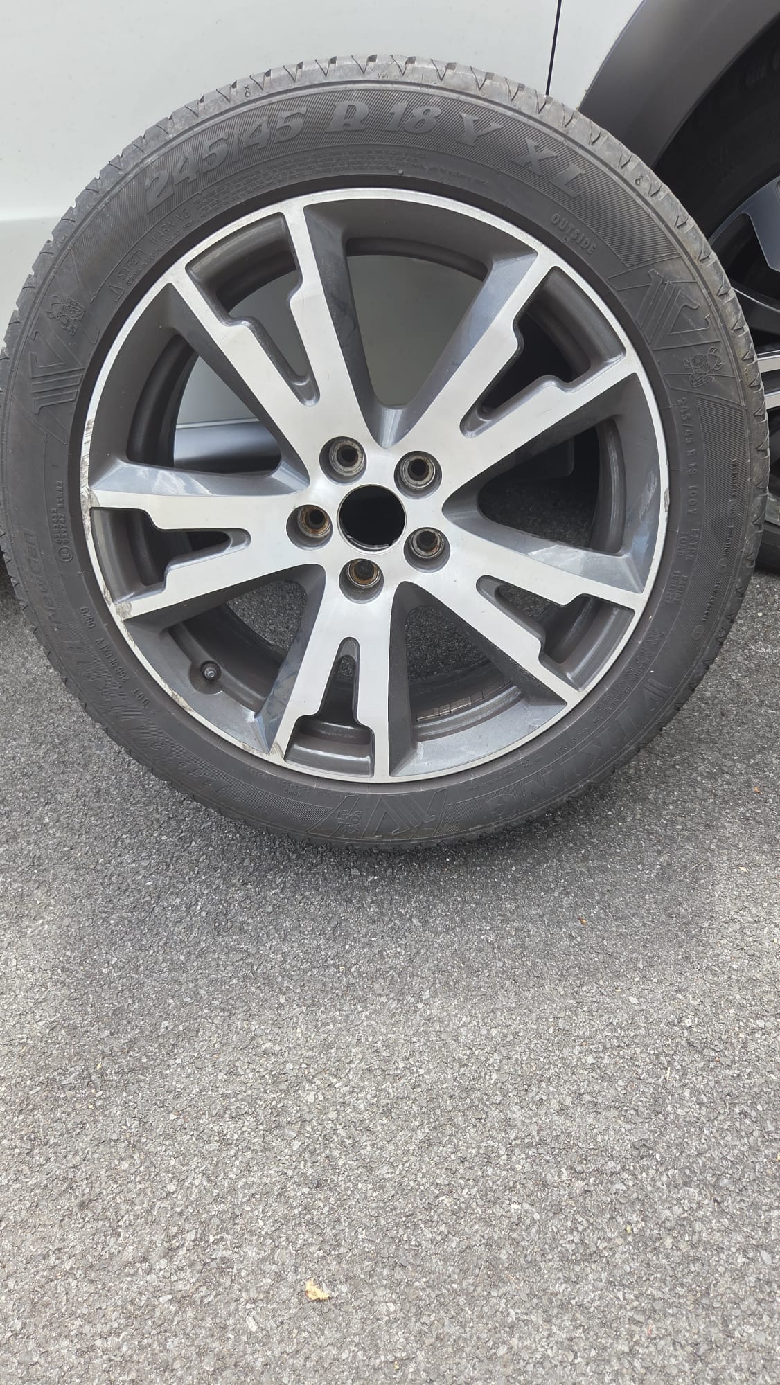 PEUGEOT 2.0 HDi HYbrid4-image-6