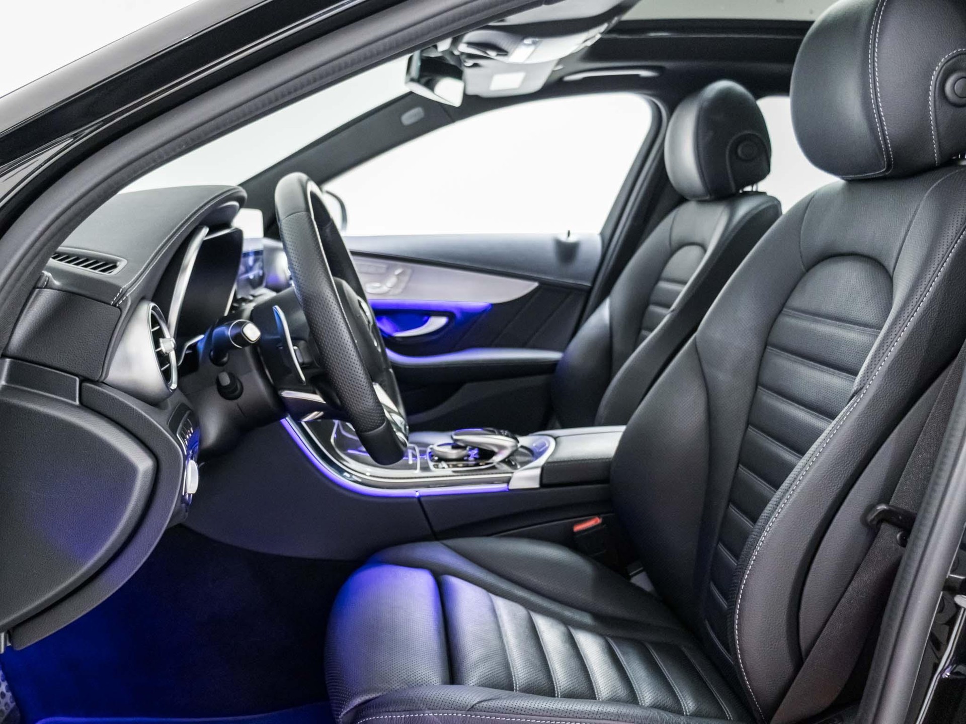 MERCEDES-BENZ C 43 AMG 4MATIC-image-6