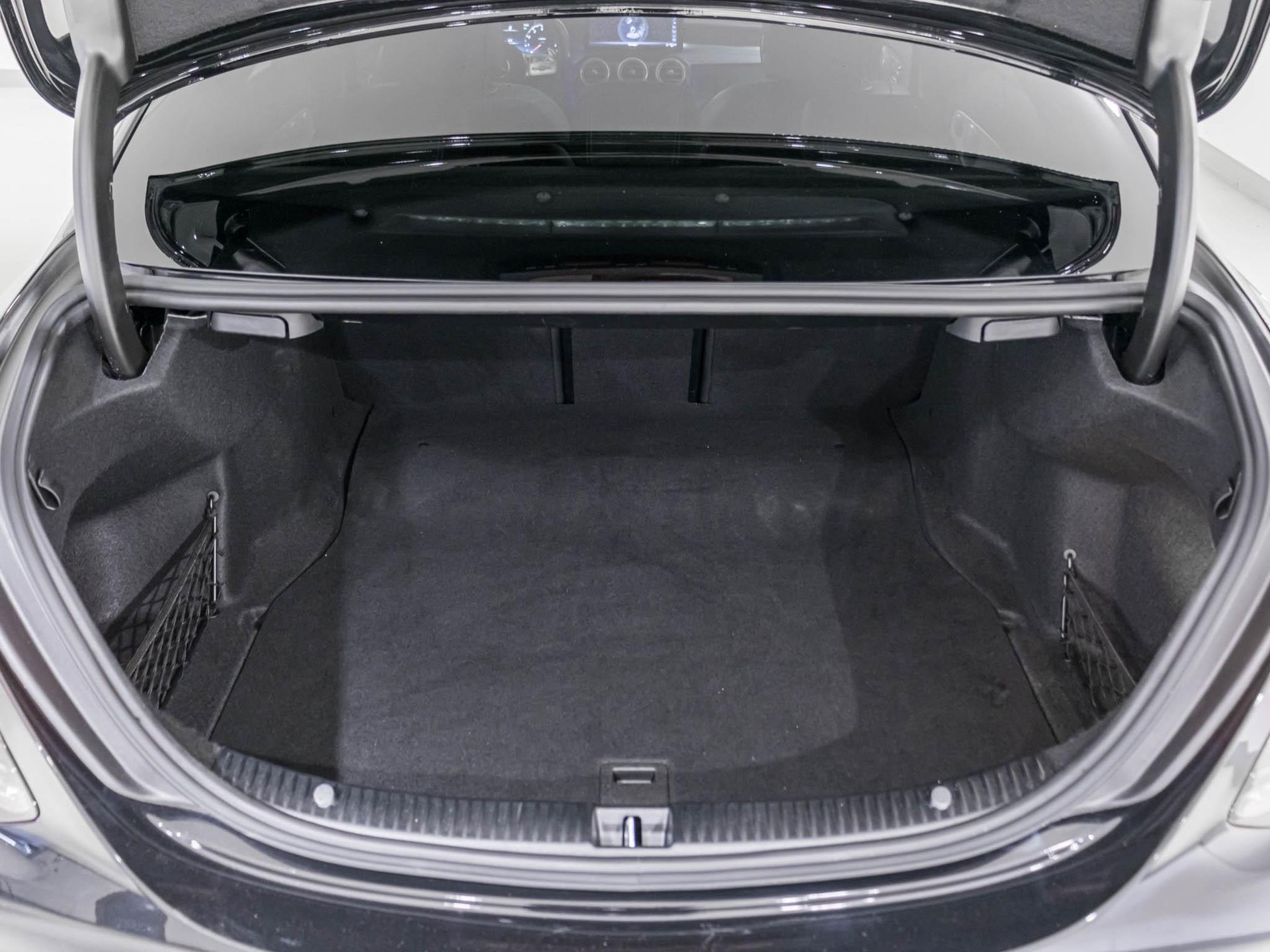 MERCEDES-BENZ C 43 AMG 4MATIC-image-13