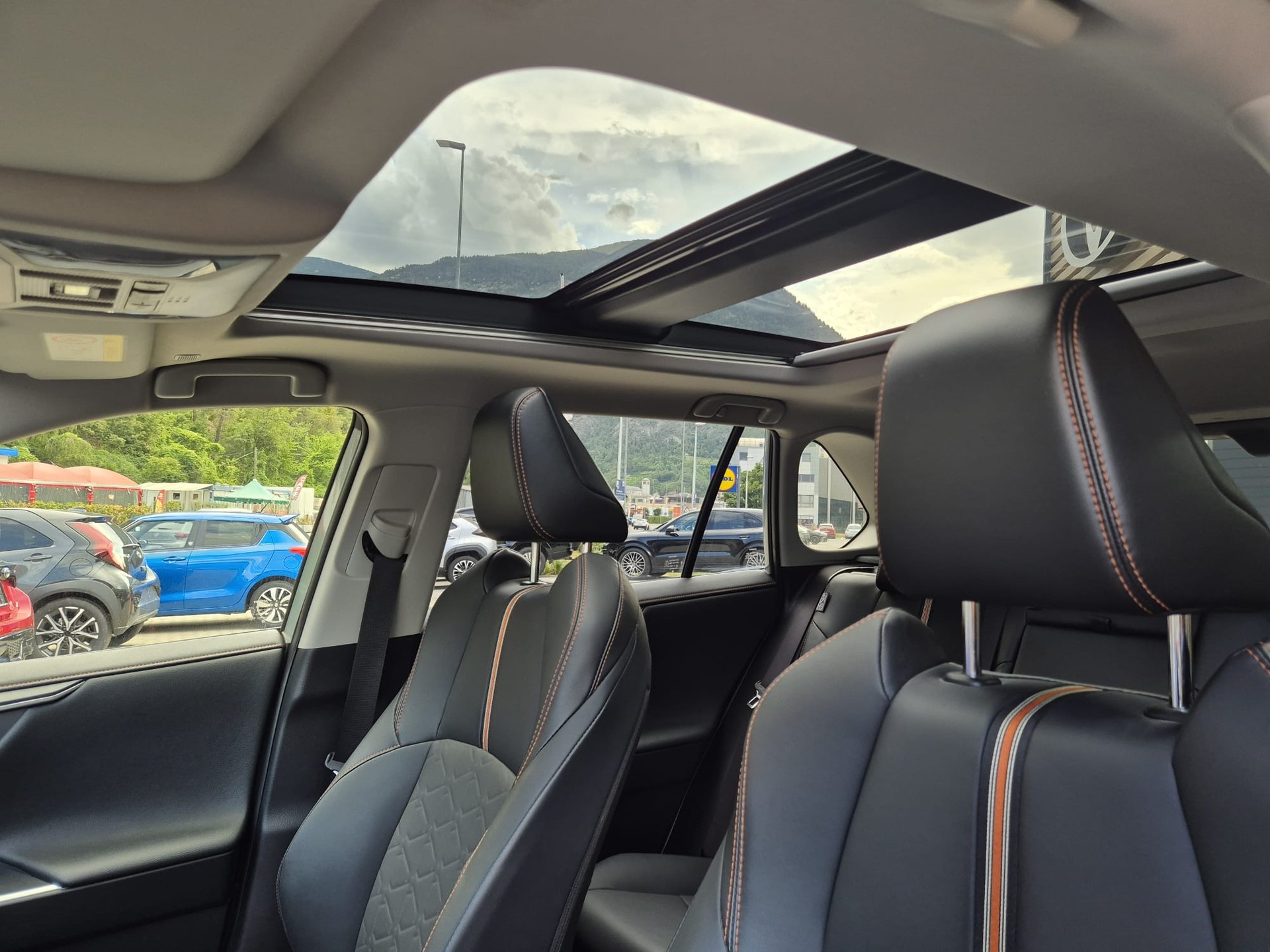 TOYOTA RAV-4 2.5 HSD ADVENTURE e-CVT 4WD-image-7