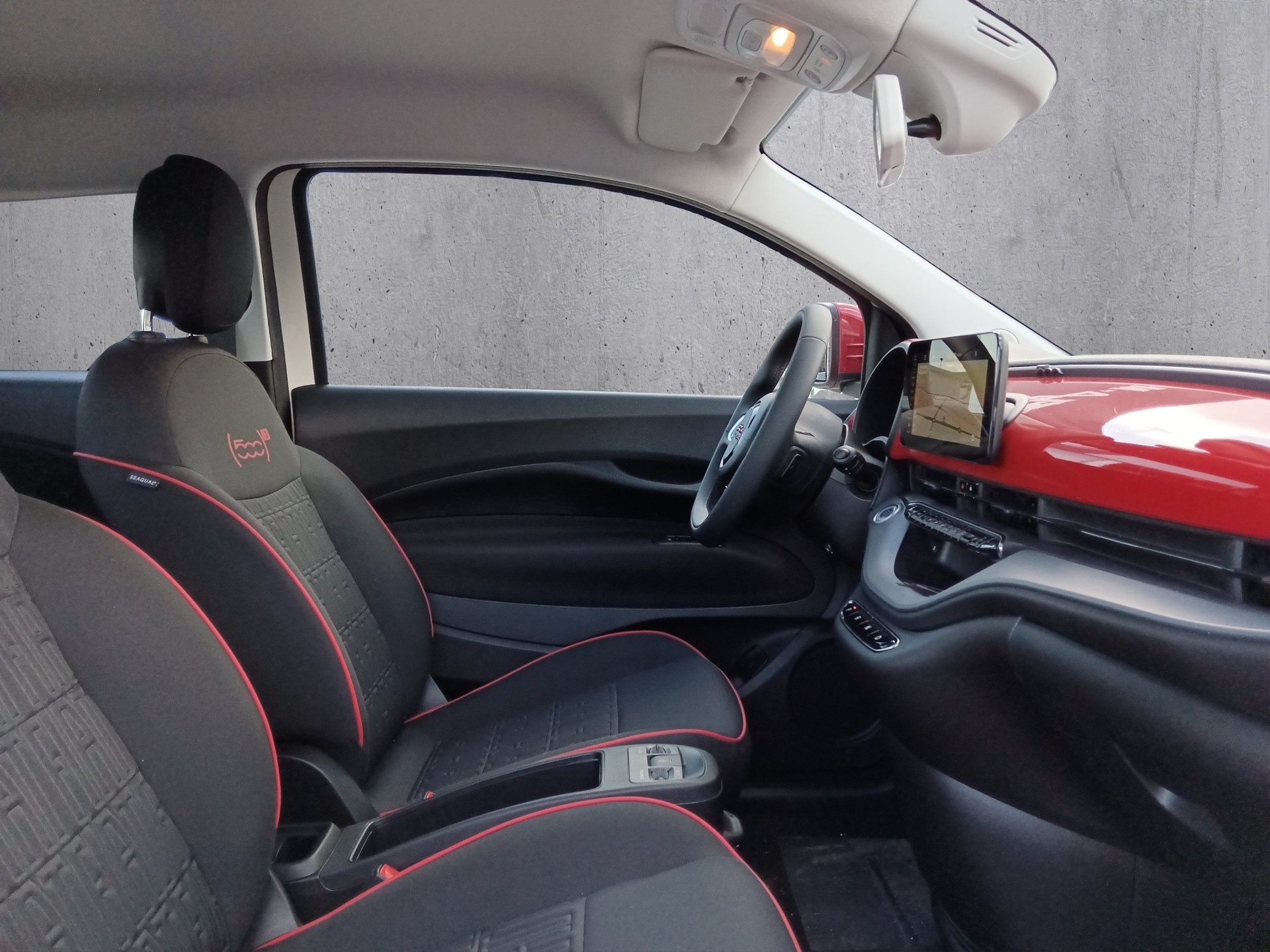 FIAT 500e Berline RED-image-10