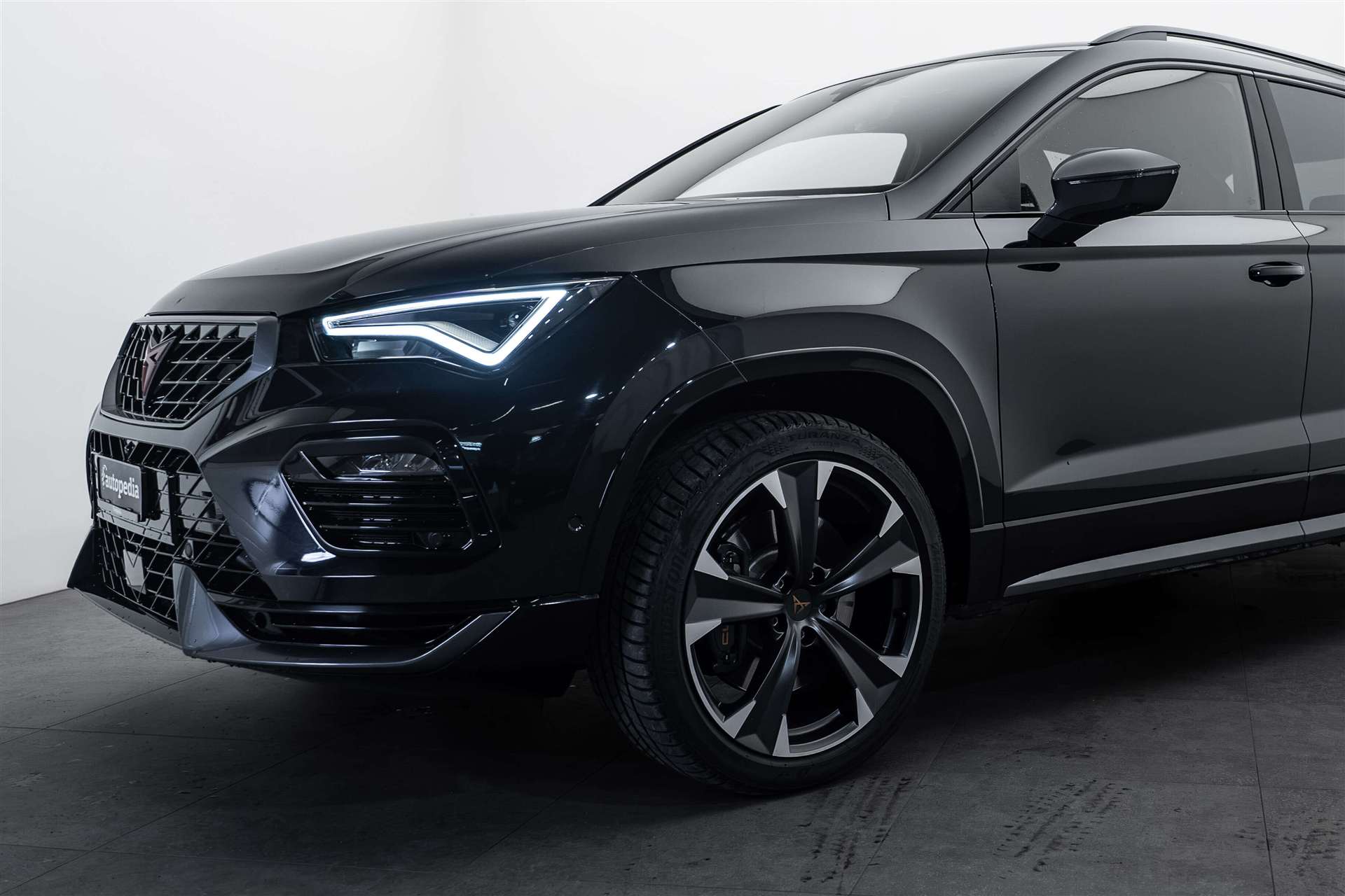 CUPRA Ateca 2.0TSI VZ 4Drive DSG 300PS-showroom-element-1