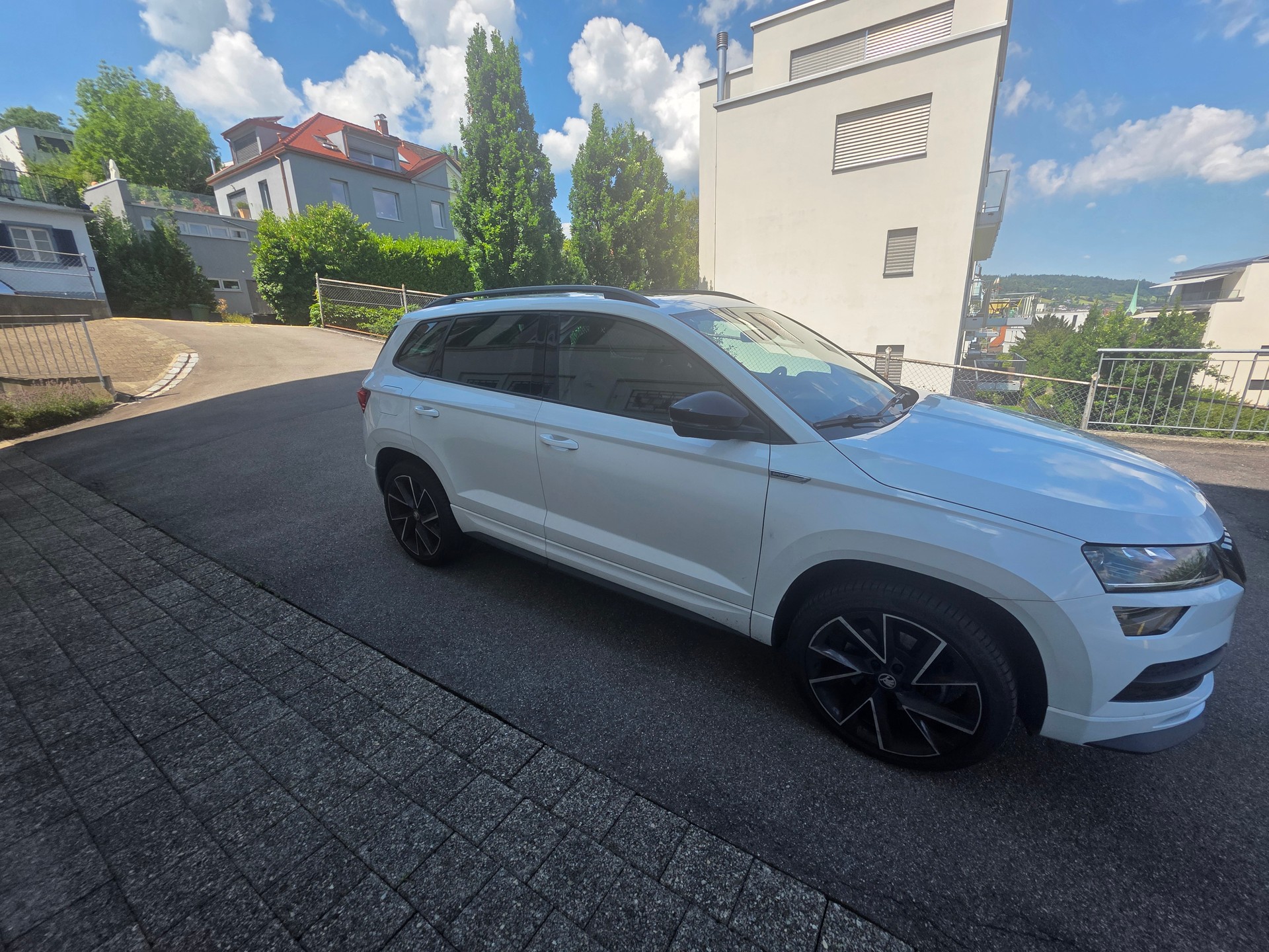 SKODA KAROQ 2.0 TSI SportLine DSG 4x4-image-1