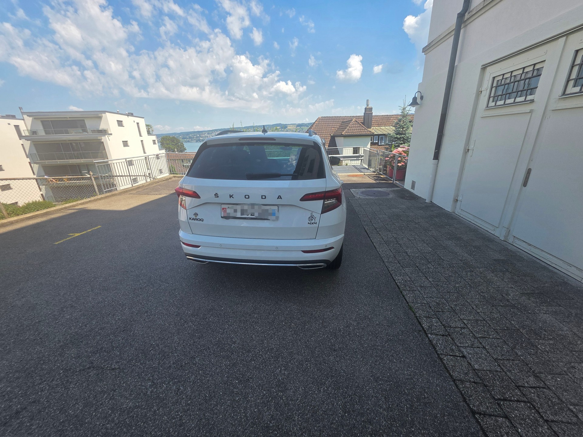 SKODA KAROQ 2.0 TSI SportLine DSG 4x4-image-2