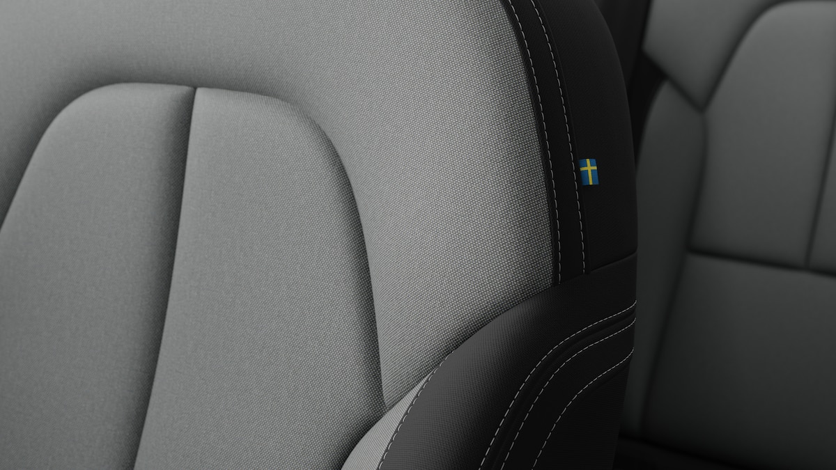VOLVO XC40 2.0 B3 MH Plus Dark-image-11