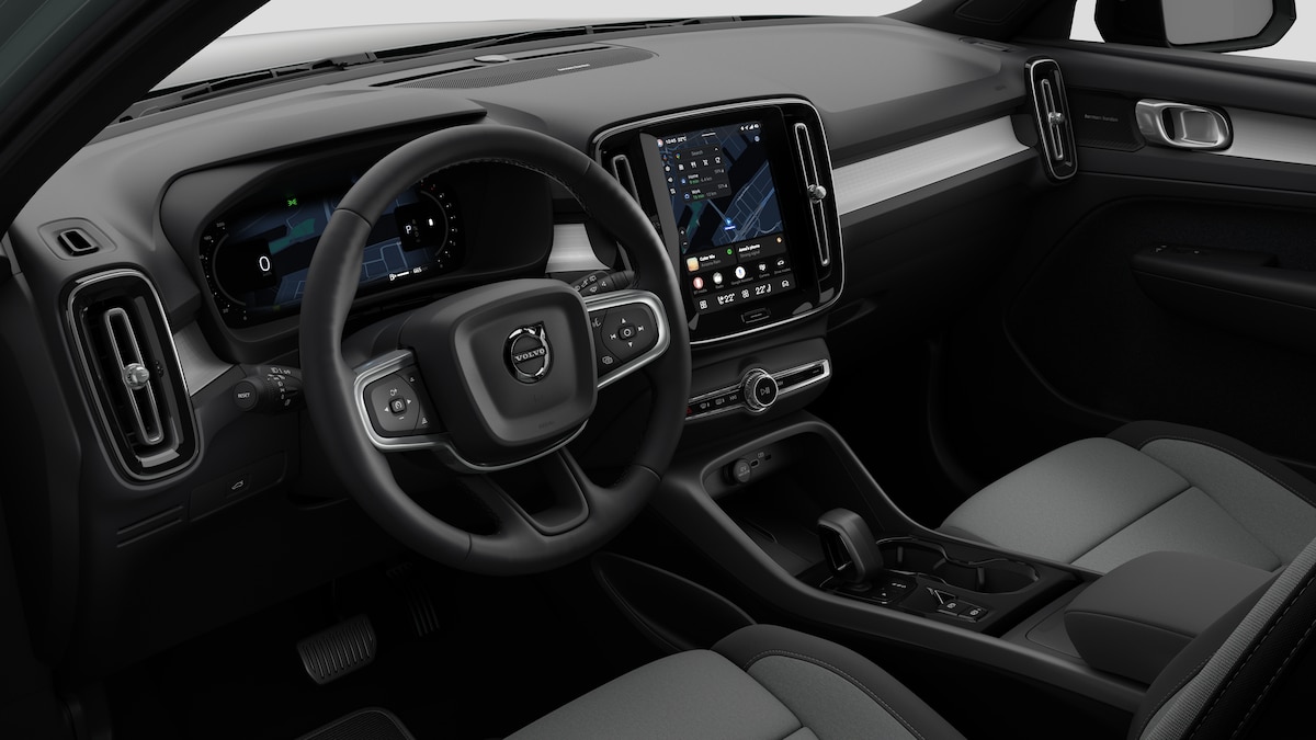 VOLVO XC40 2.0 B3 MH Plus Dark-image-8
