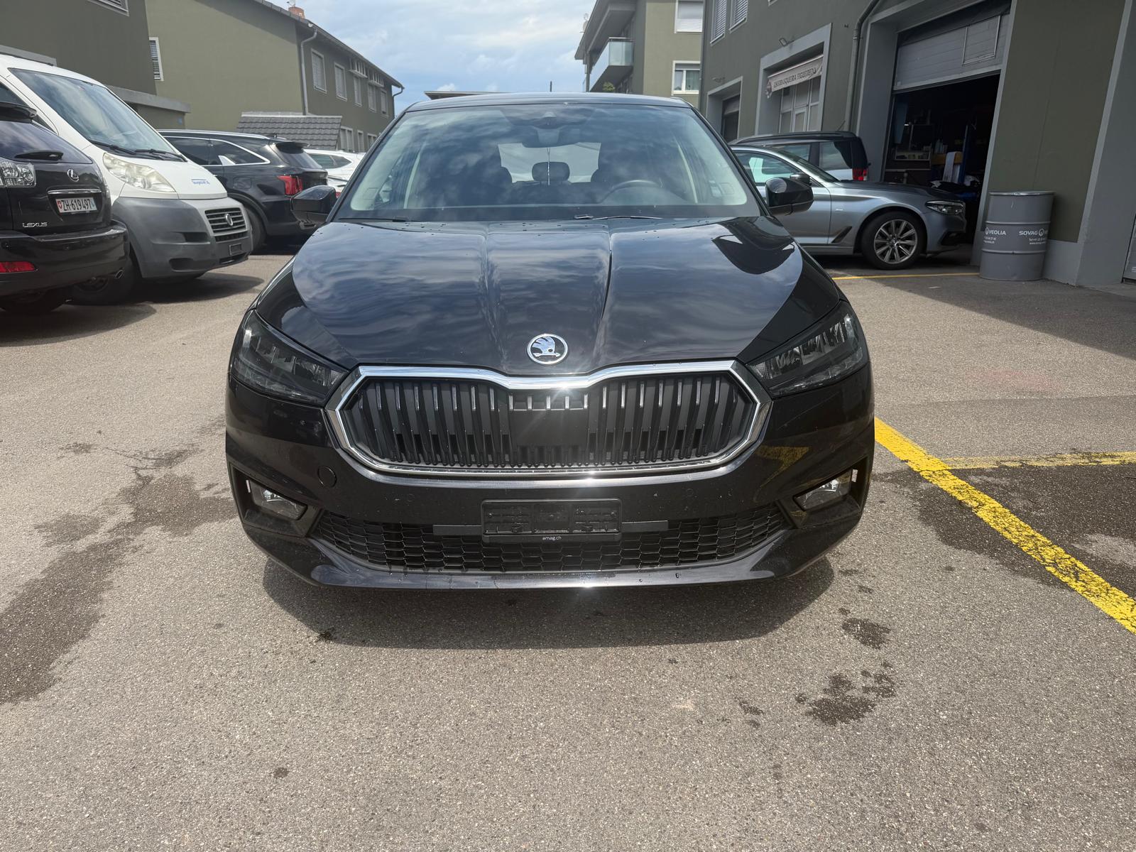 SKODA Fabia 1.0 TSI Ambition-image-1