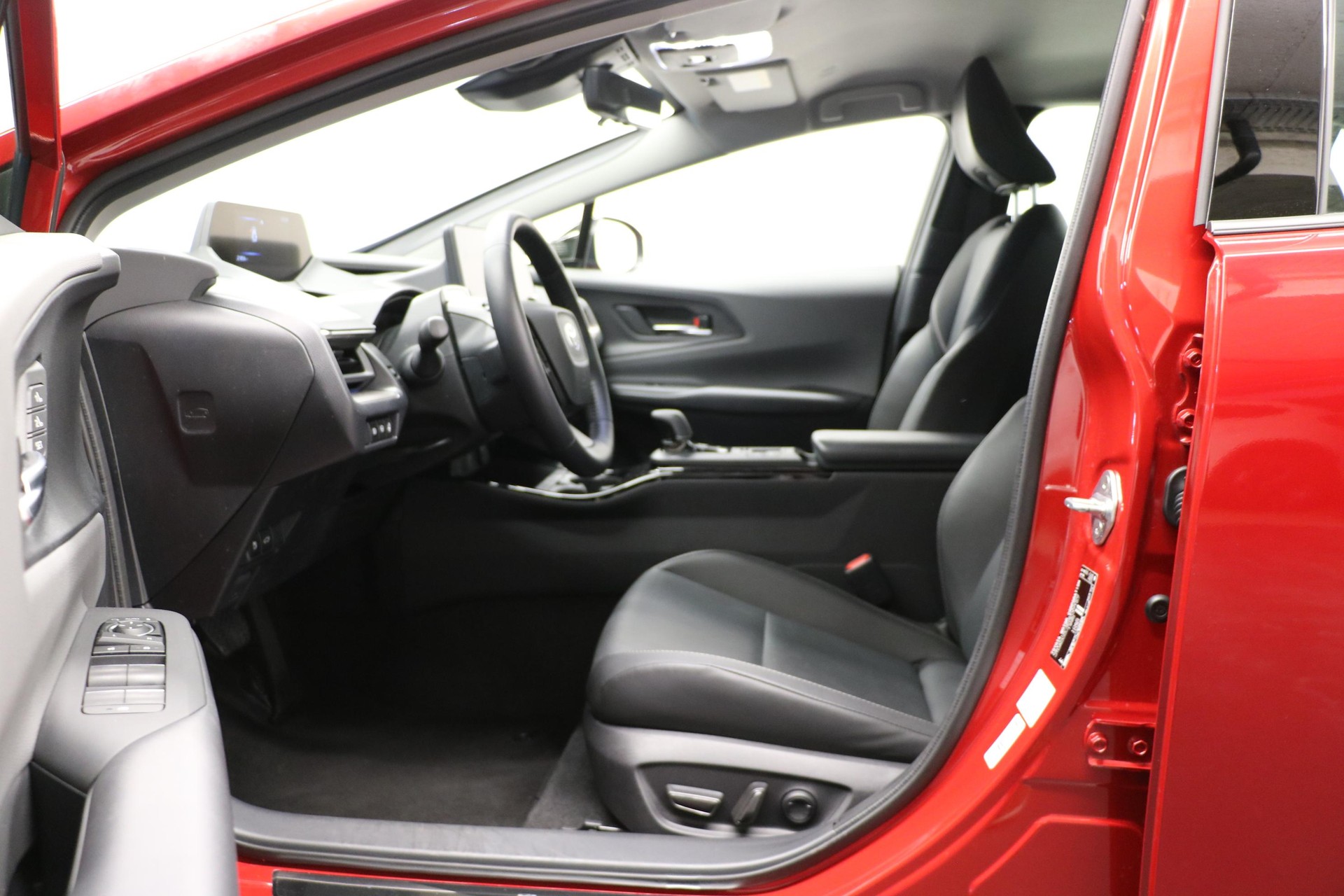 TOYOTA Prius 2.0 Plug-In-Hybrid Premium-image-5
