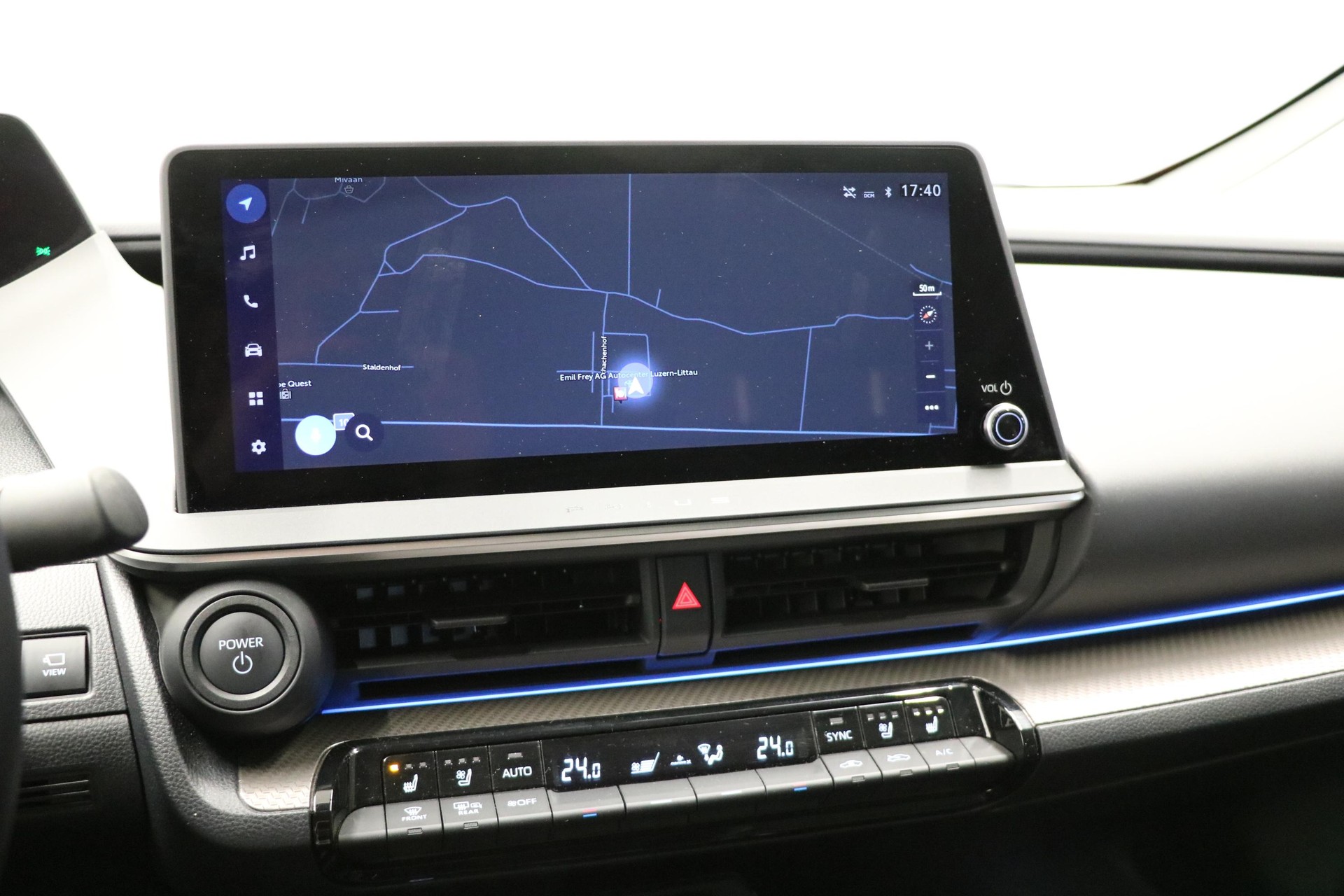 TOYOTA Prius 2.0 Plug-In-Hybrid Premium-image-8