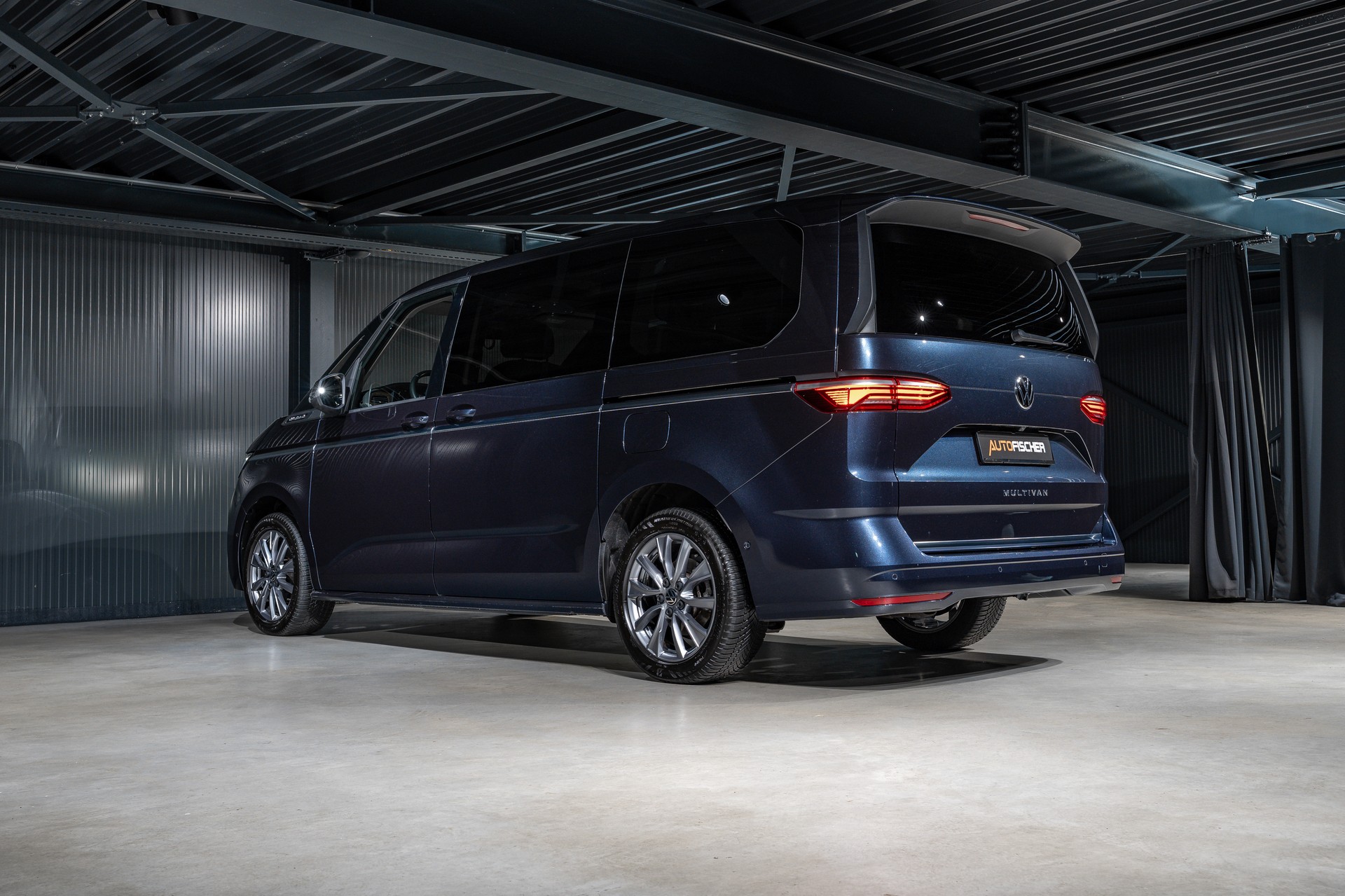 VW Multivan 2.0 TDI Style DSG Lang-image-8