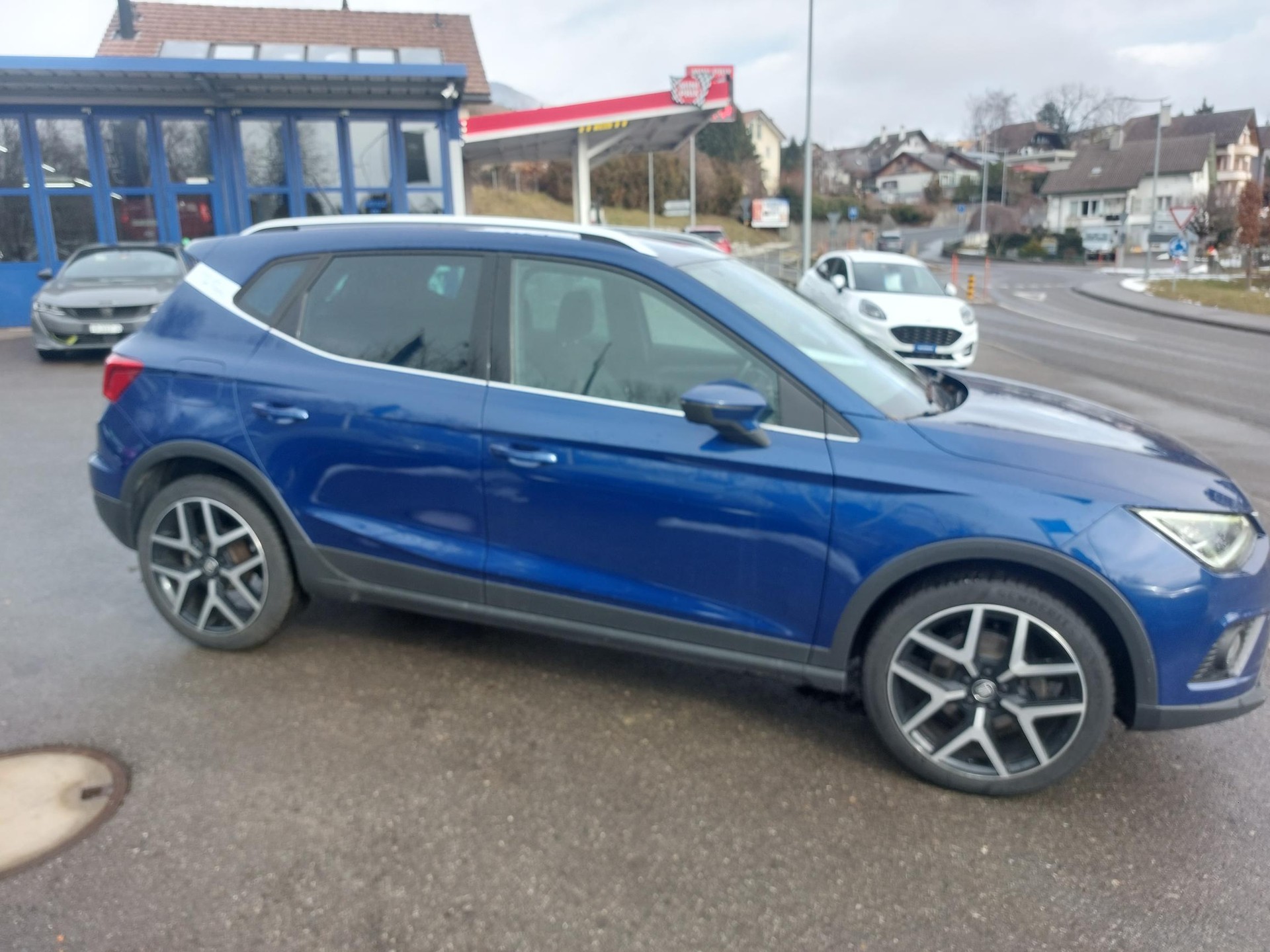SEAT Arona 1.0 TSI Eco DSG SWISS FR-image-5