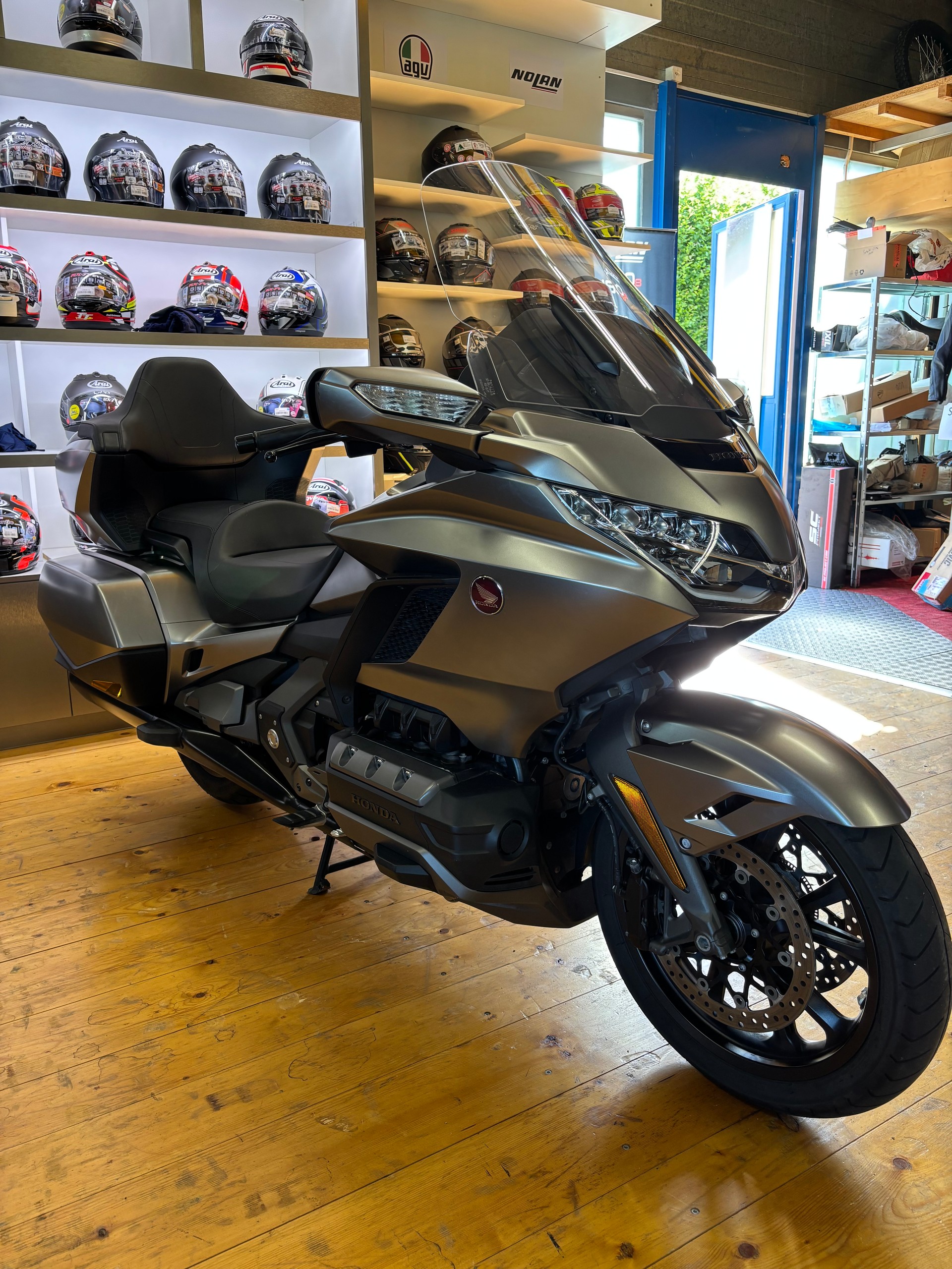 HONDA GL 1800 B Goldwing-image-3