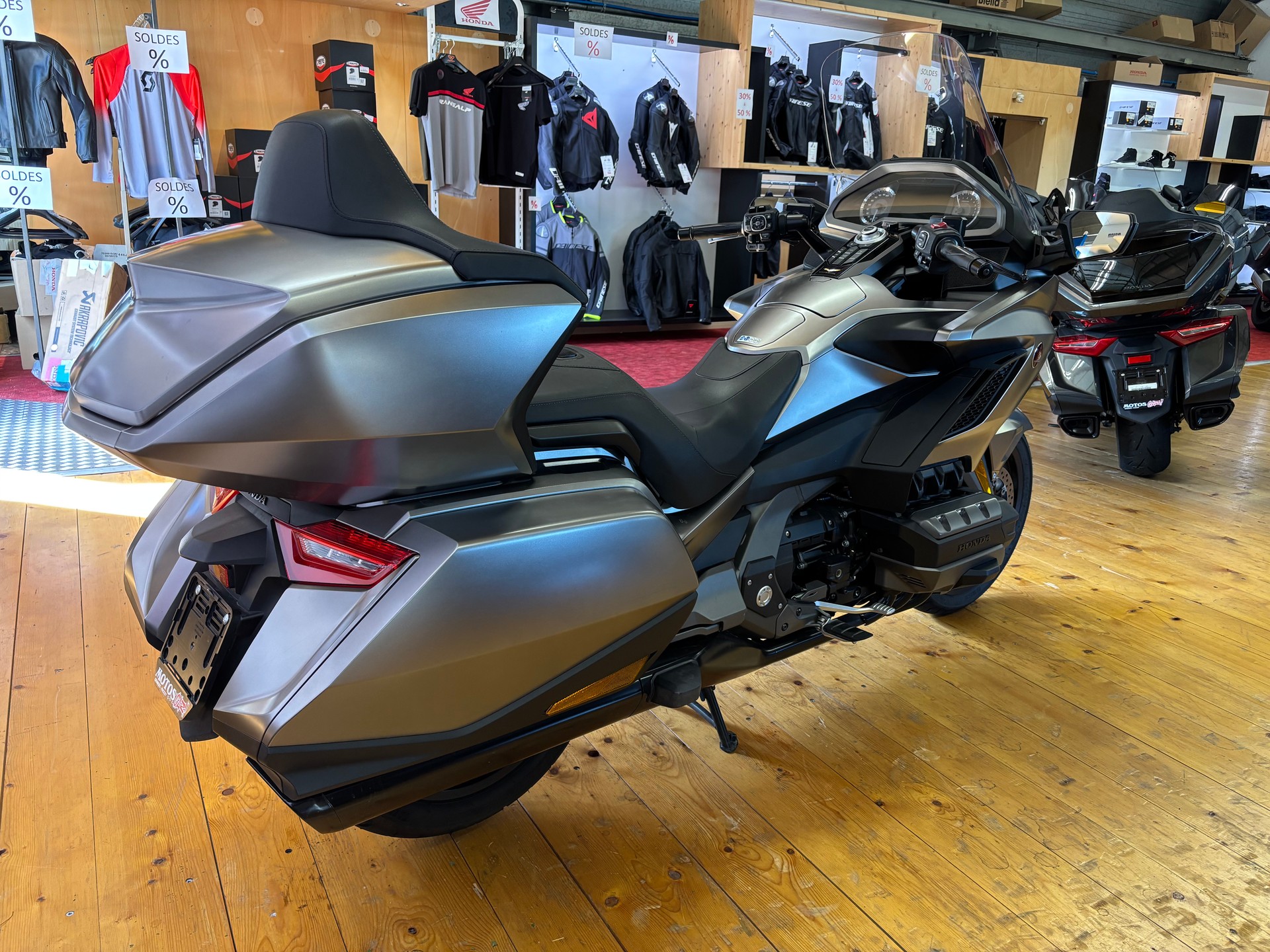 HONDA GL 1800 B Goldwing-image-5