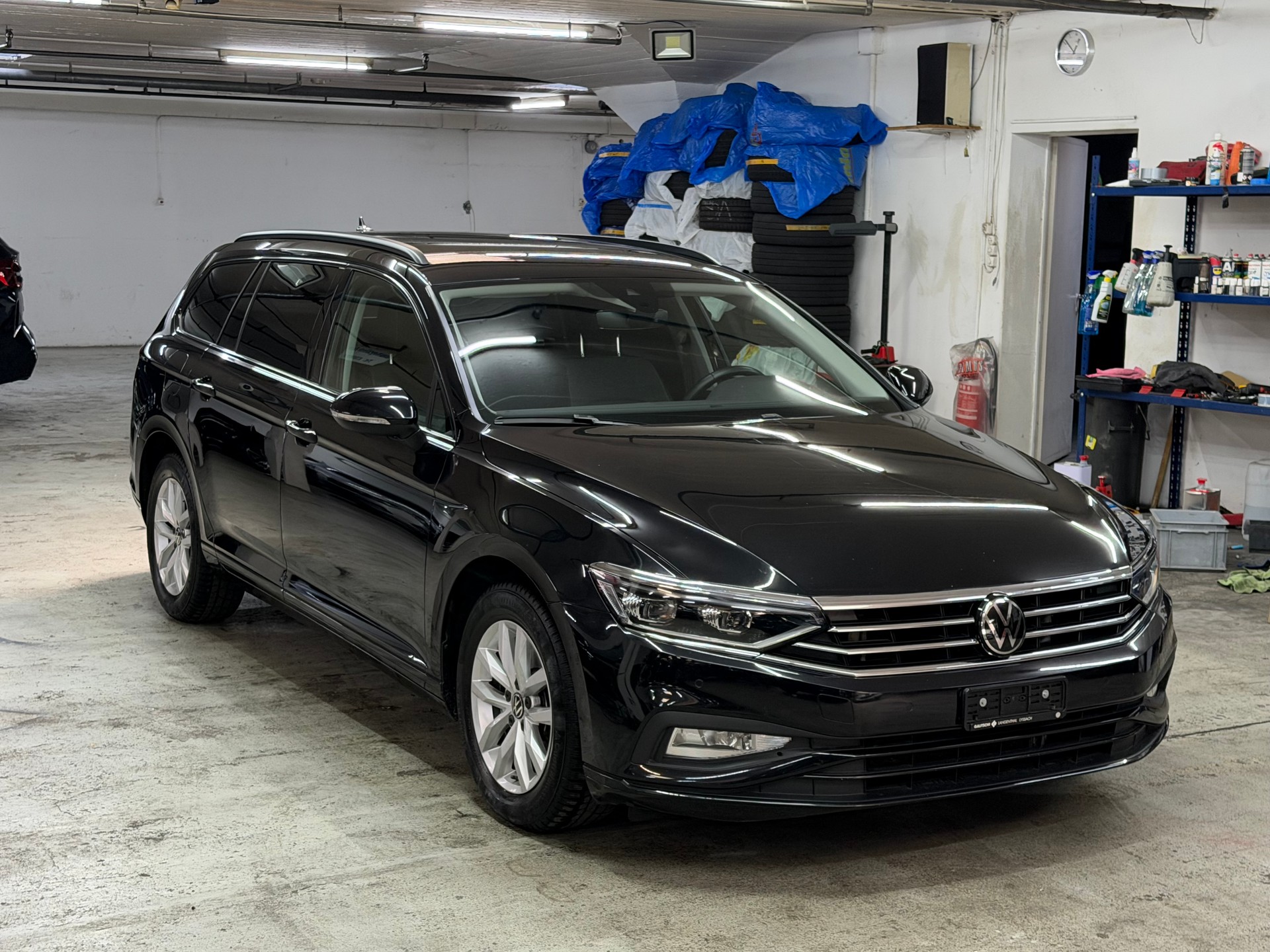 VW Passat 2.0 TDI BMT Business DSG-image-0