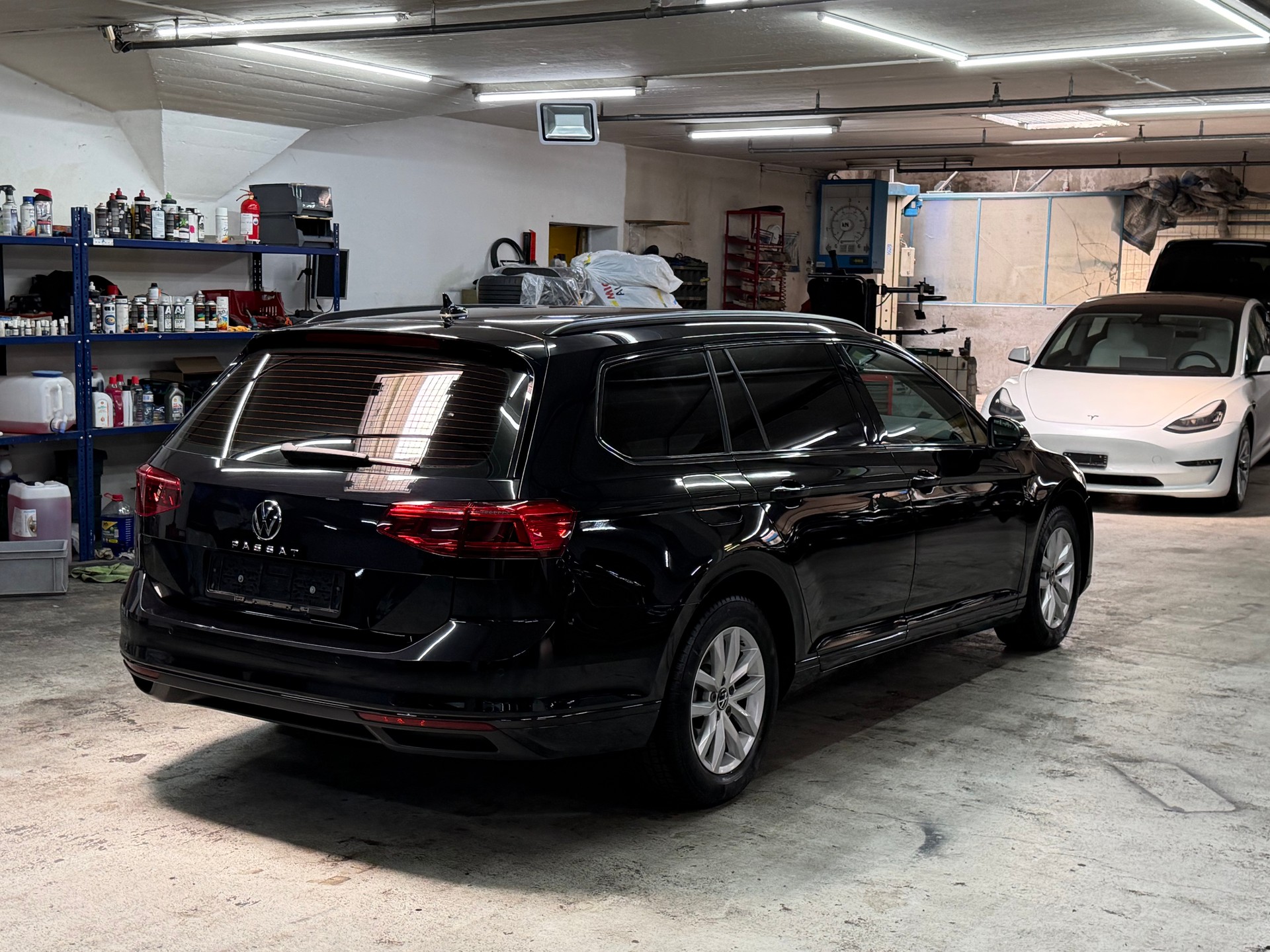 VW Passat 2.0 TDI BMT Business DSG-image-5