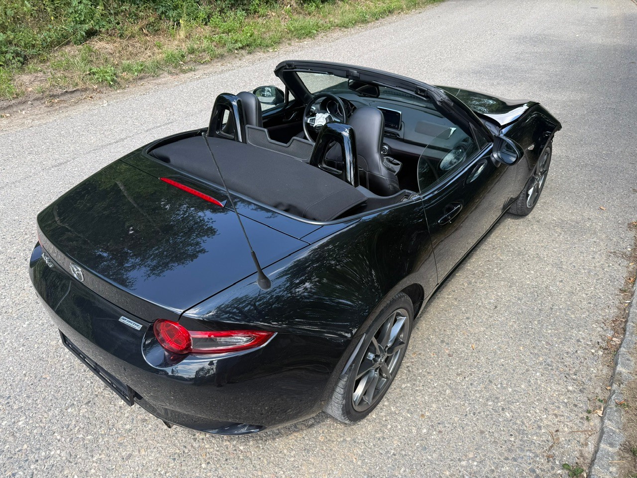 MAZDA MX-5 SKYACTIV-G 160 Revolution-image-8