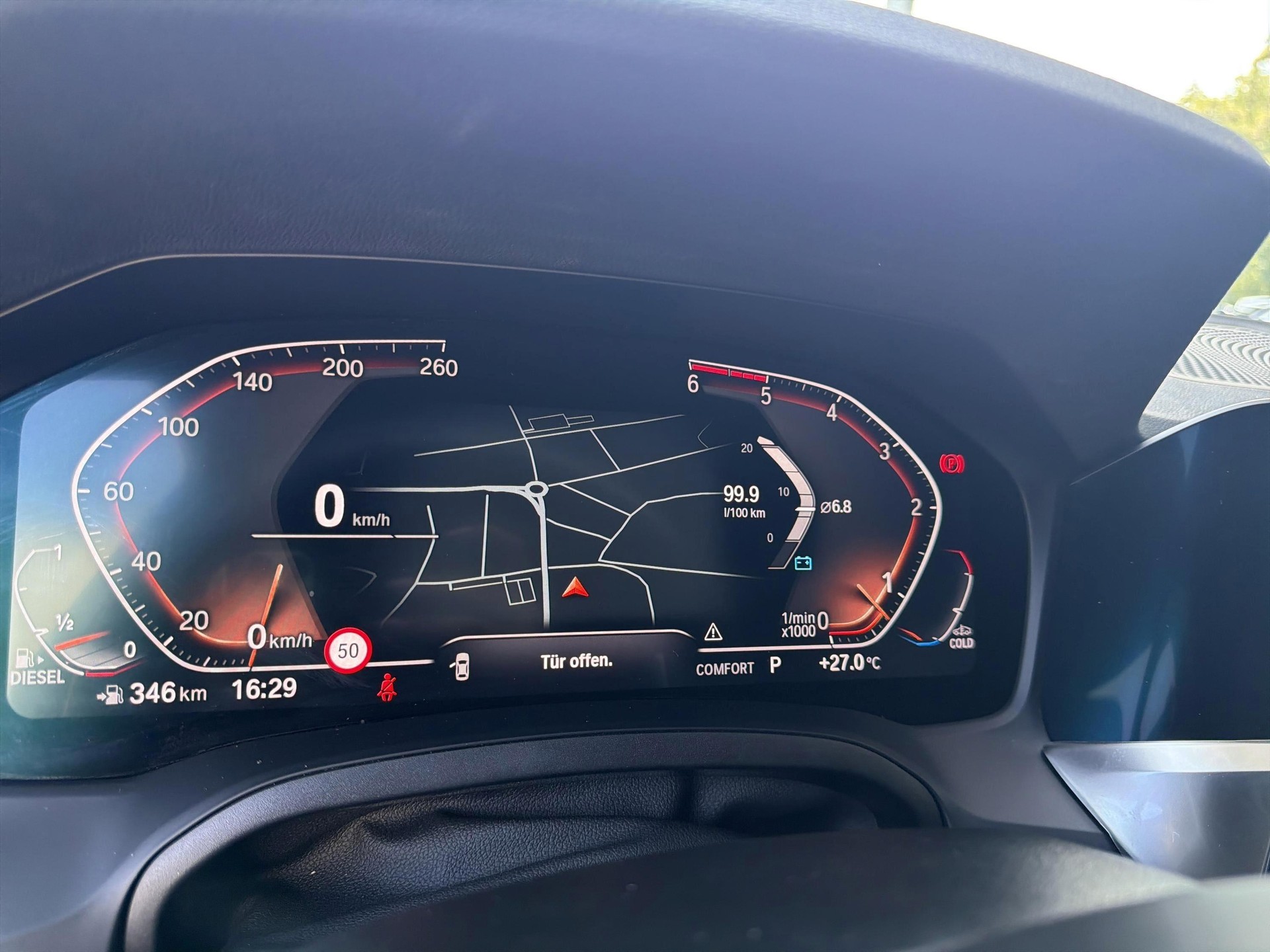 BMW 330d xDrive M Sport-image-15
