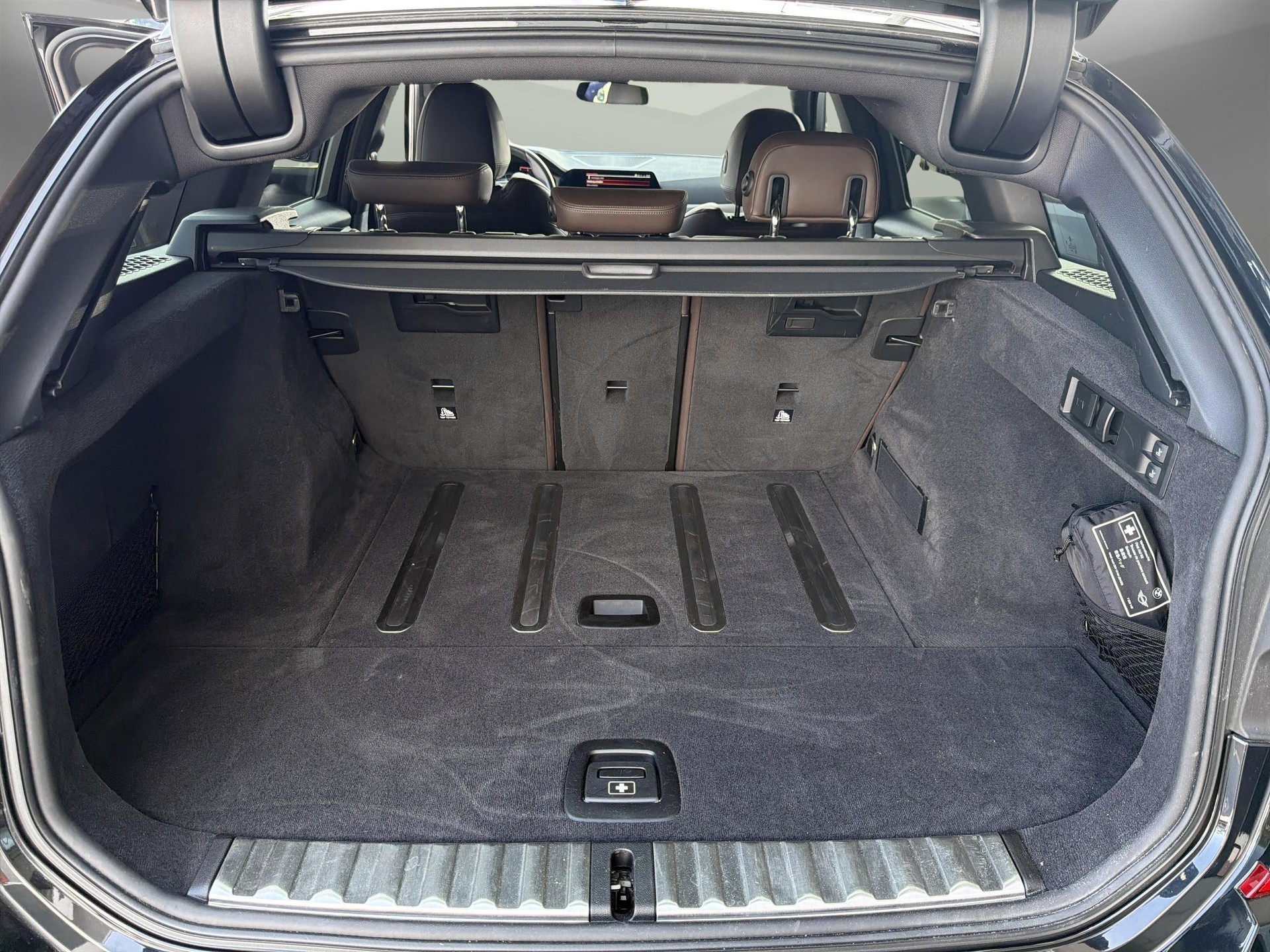 BMW 330d xDrive M Sport-image-18