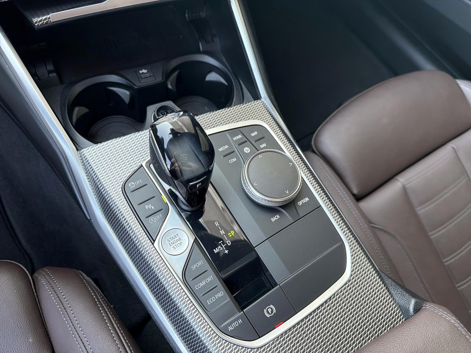 BMW 330d xDrive M Sport-image-11