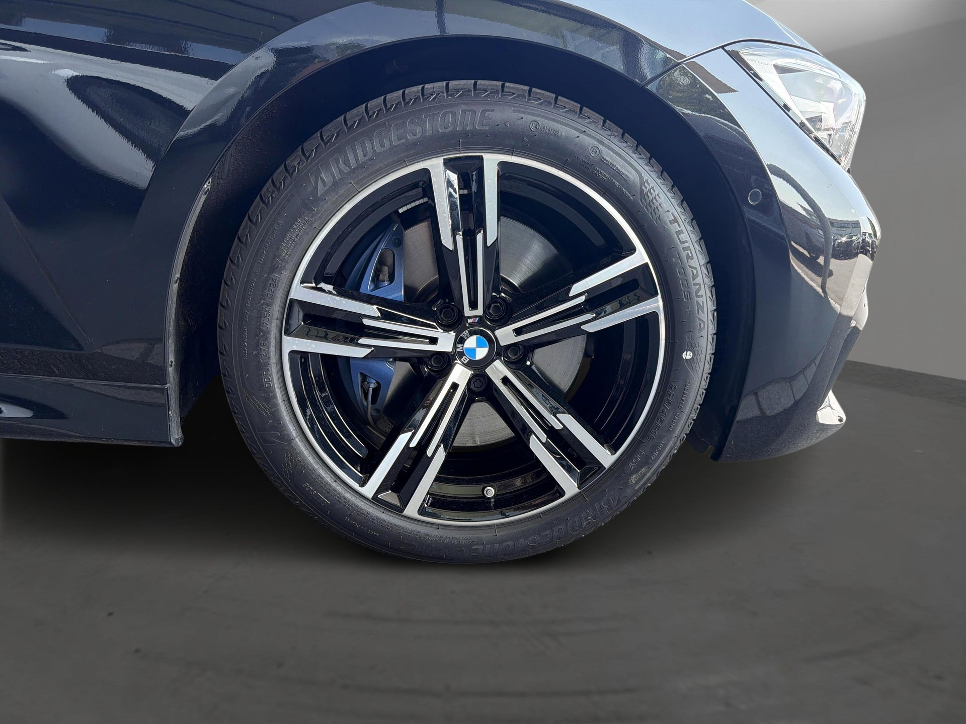 BMW 330d xDrive M Sport-image-6