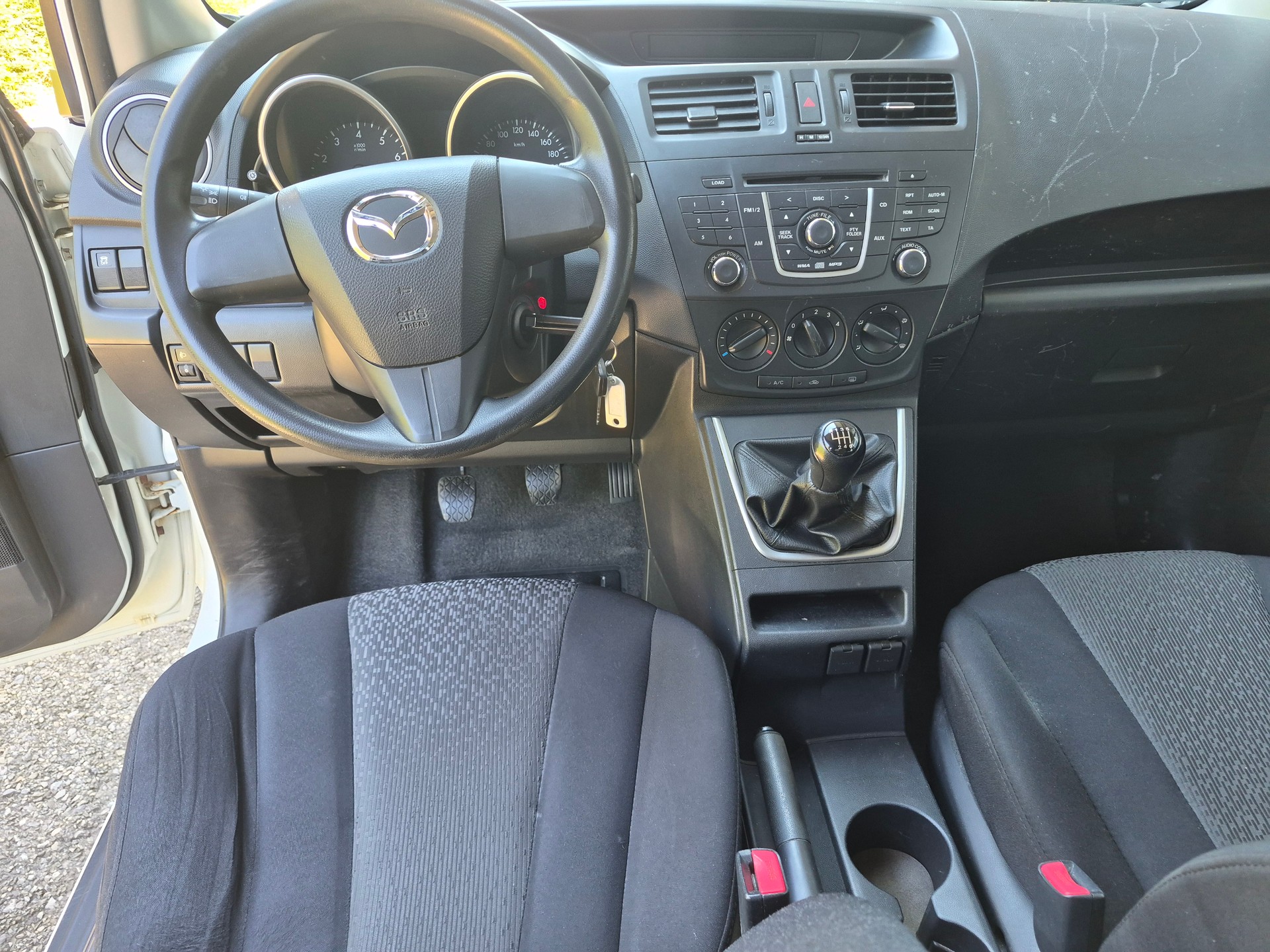 MAZDA 5 1.8 16V Youngster-image-7
