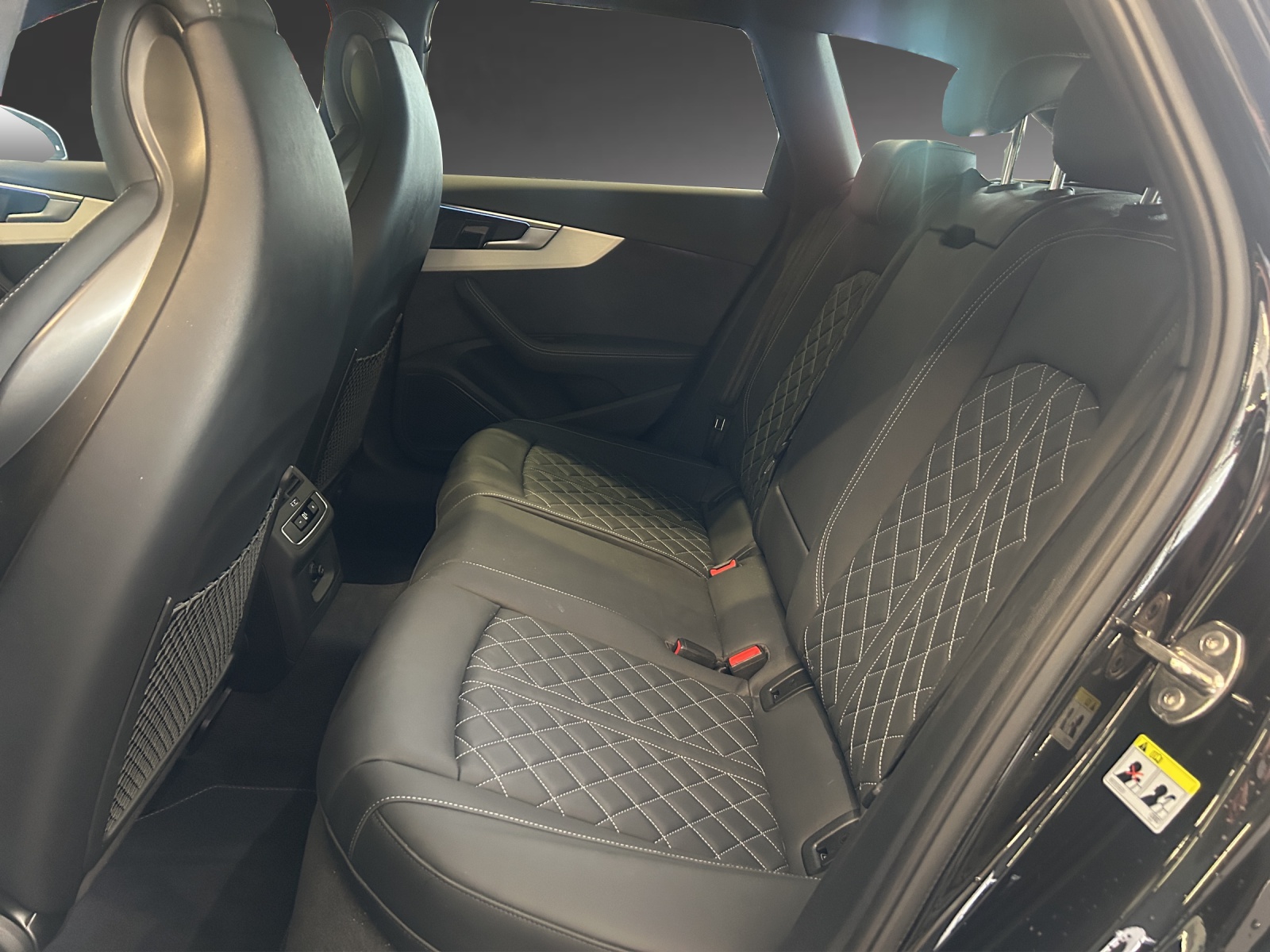 AUDI S4 Avant 3.0 TDI quattro tiptronic-image-6