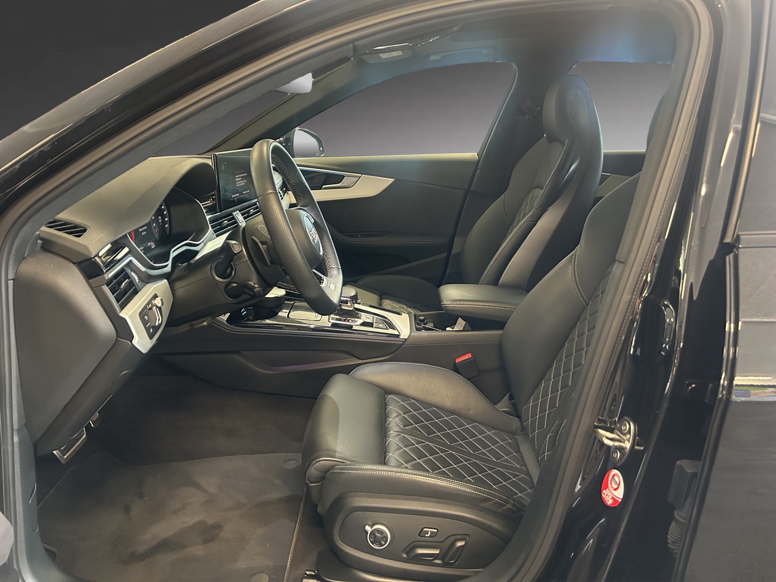 AUDI S4 Avant 3.0 TDI quattro tiptronic-image-5