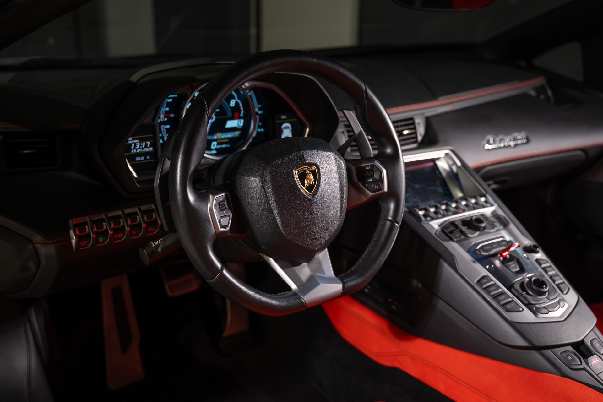 LAMBORGHINI Aventador LP700-4 Coupé E-Gear-image-16